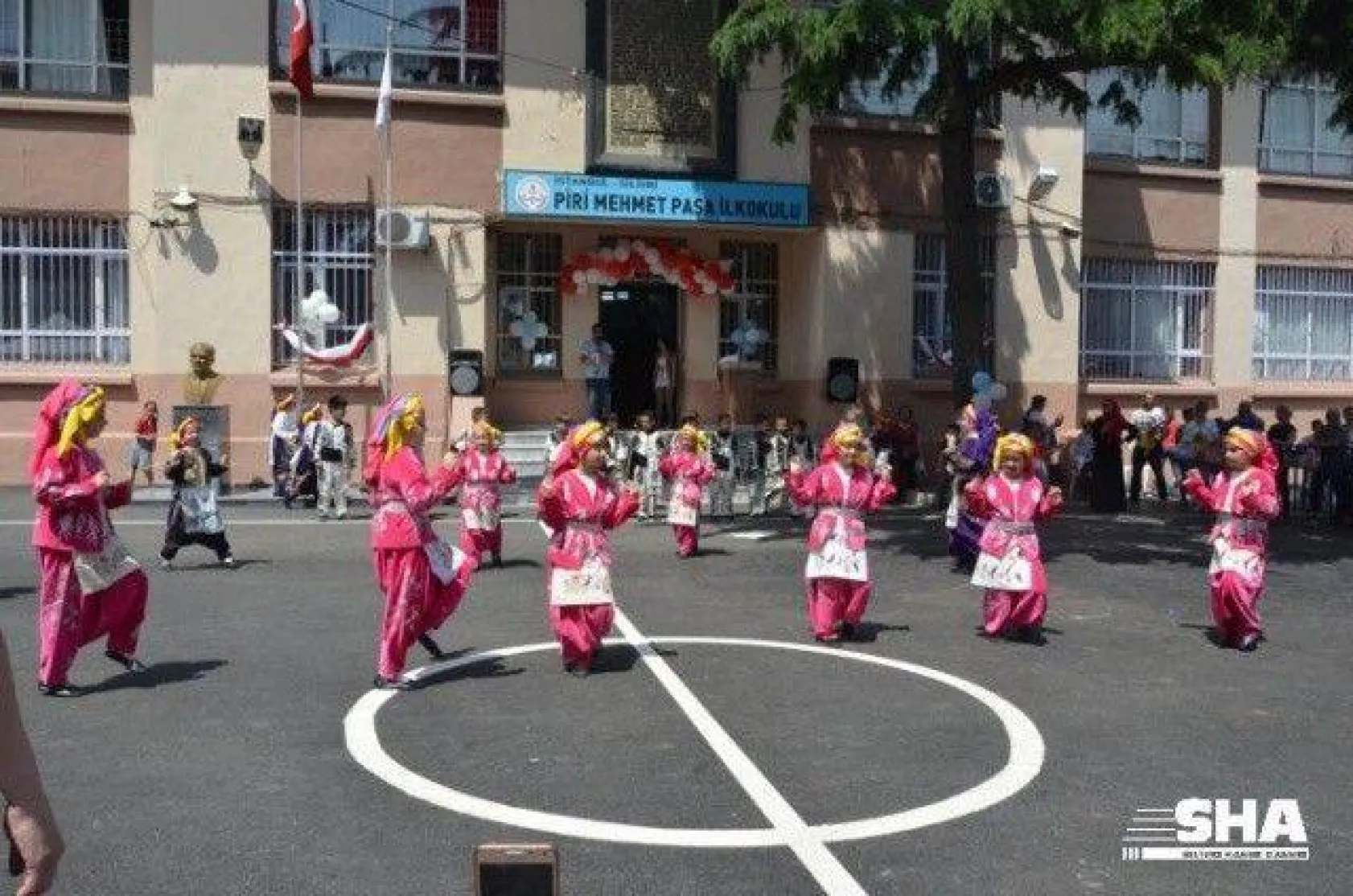 Piri Paşa'da yılsonu şenliği