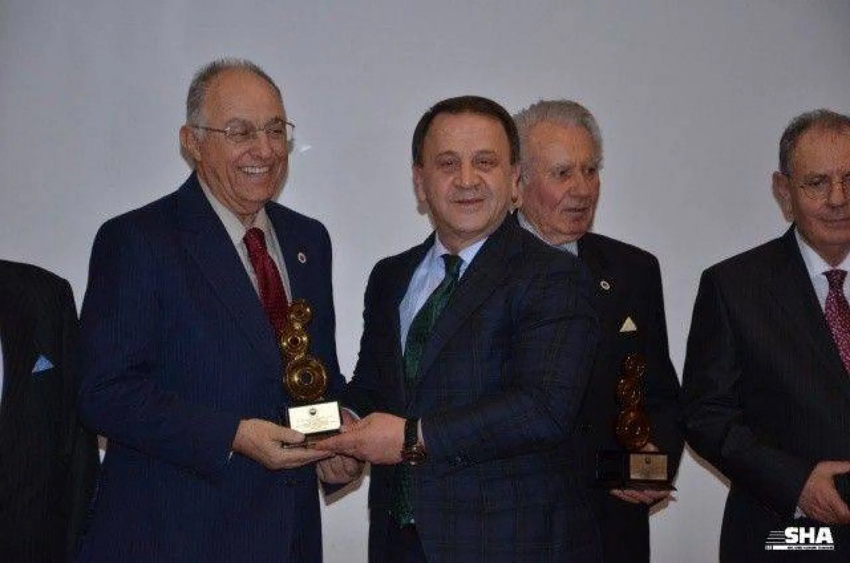 SİAD'tan &quotDuayenlere saygı&quot