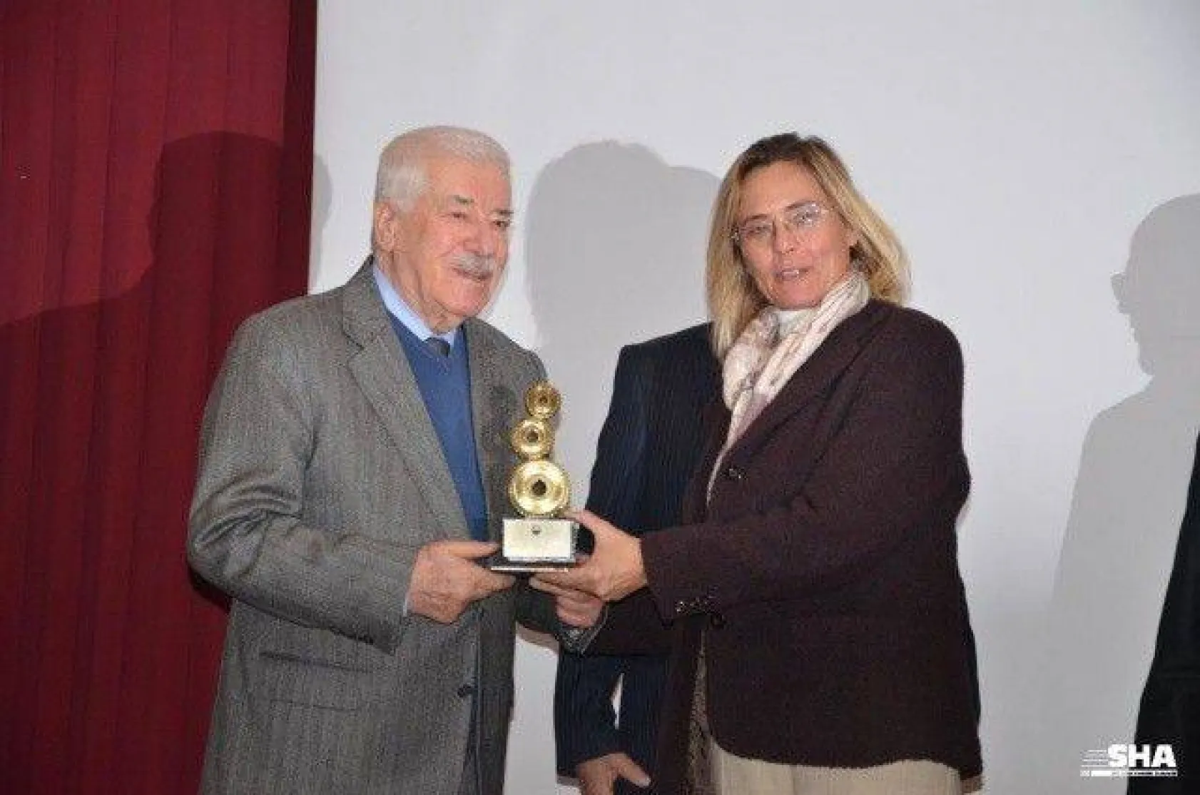 SİAD'tan &quotDuayenlere saygı&quot