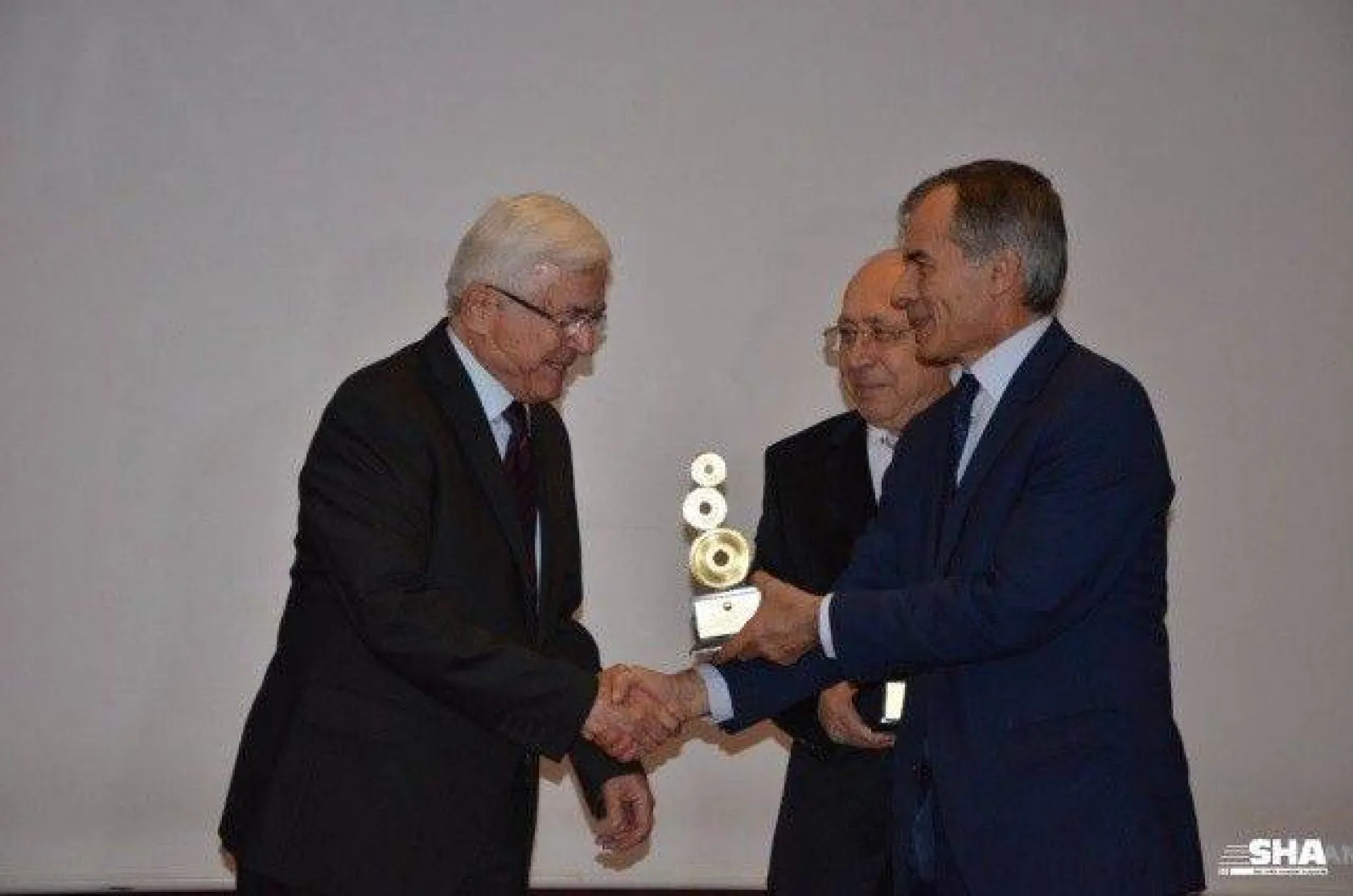 SİAD'tan &quotDuayenlere saygı&quot