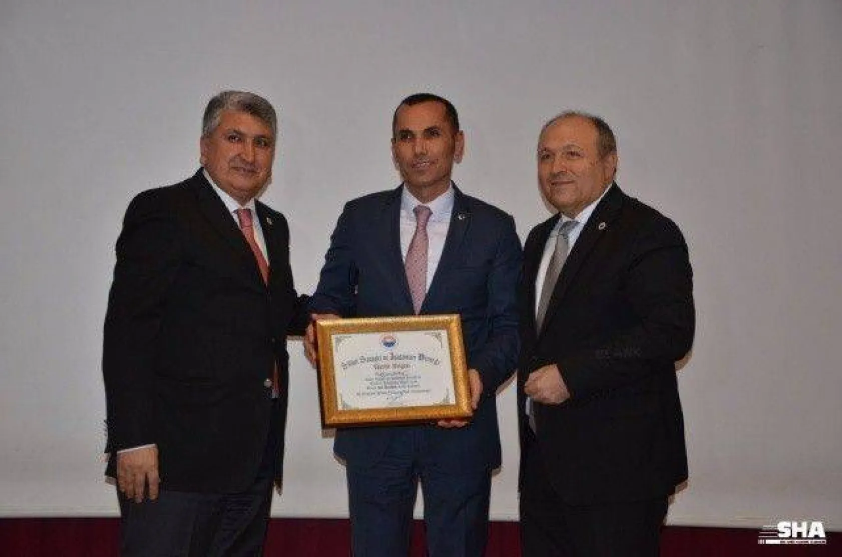 SİAD'tan &quotDuayenlere saygı&quot