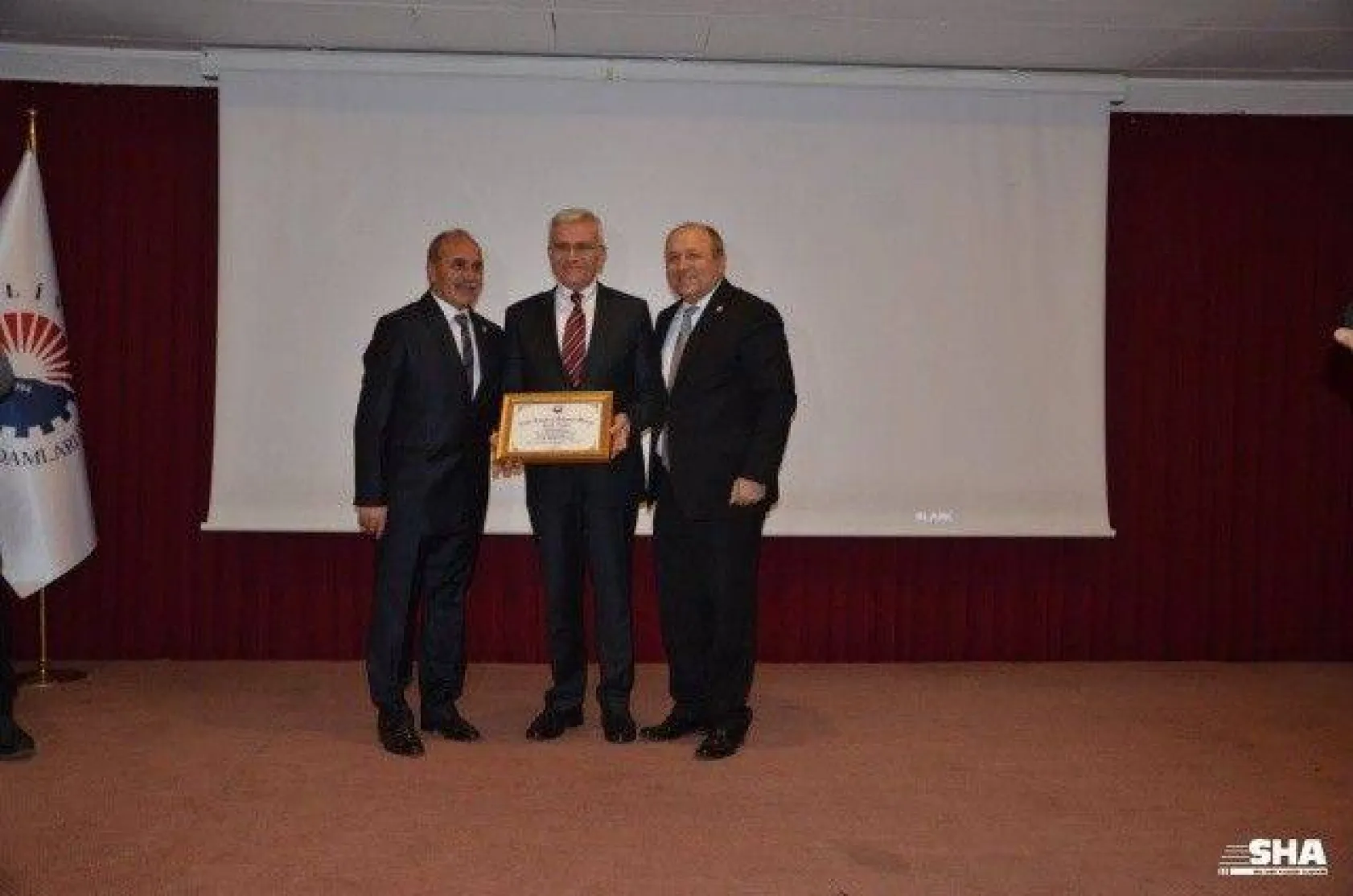 SİAD'tan &quotDuayenlere saygı&quot