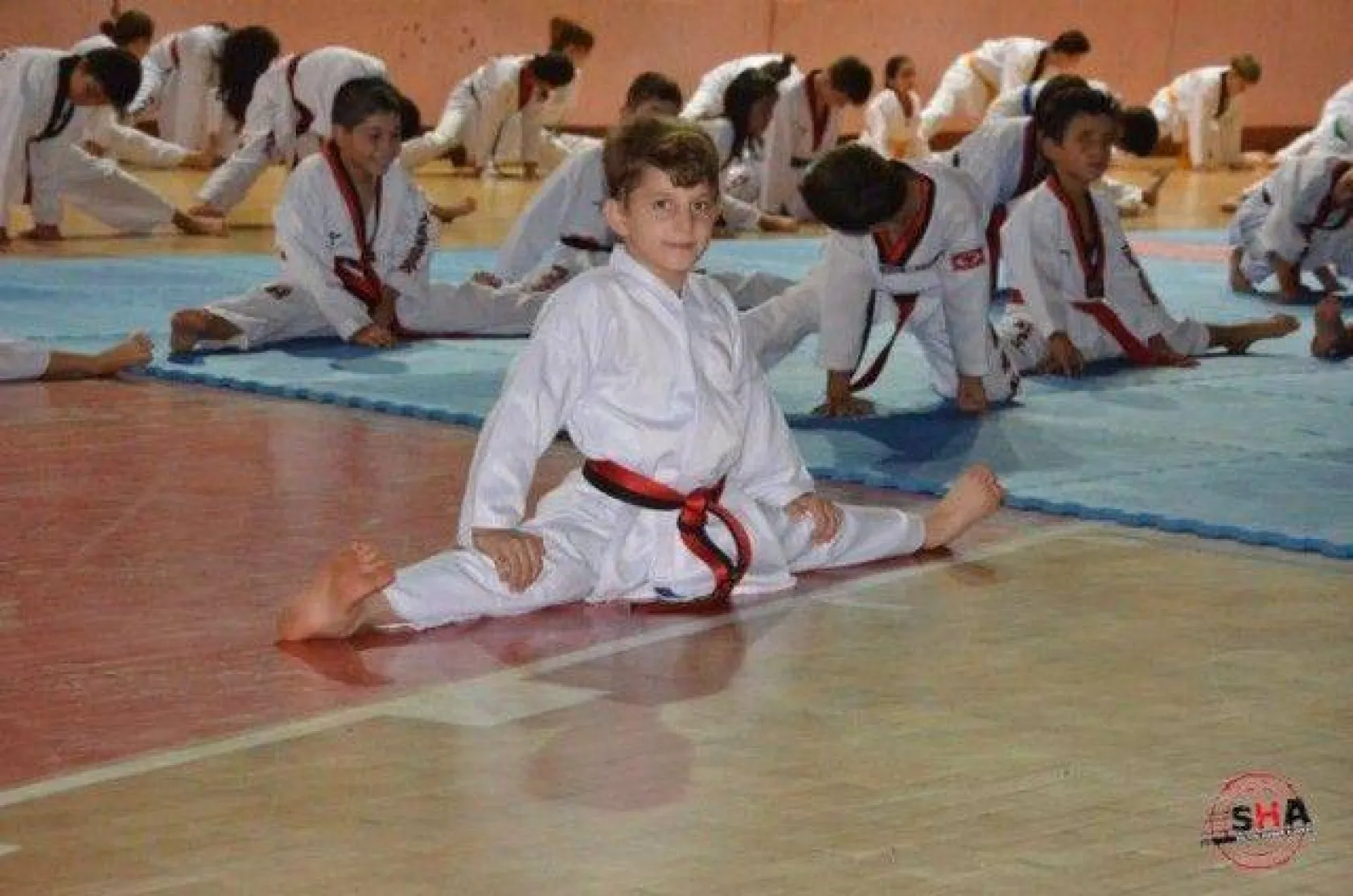 150 Sporcu yeni kuşaklarını bağladı