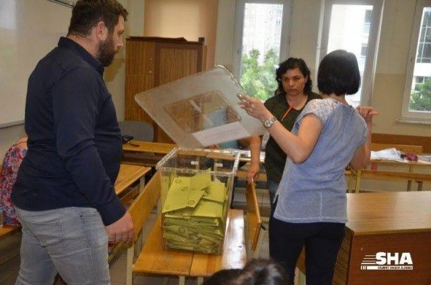 Seçimlerde objektifimize takılanlar