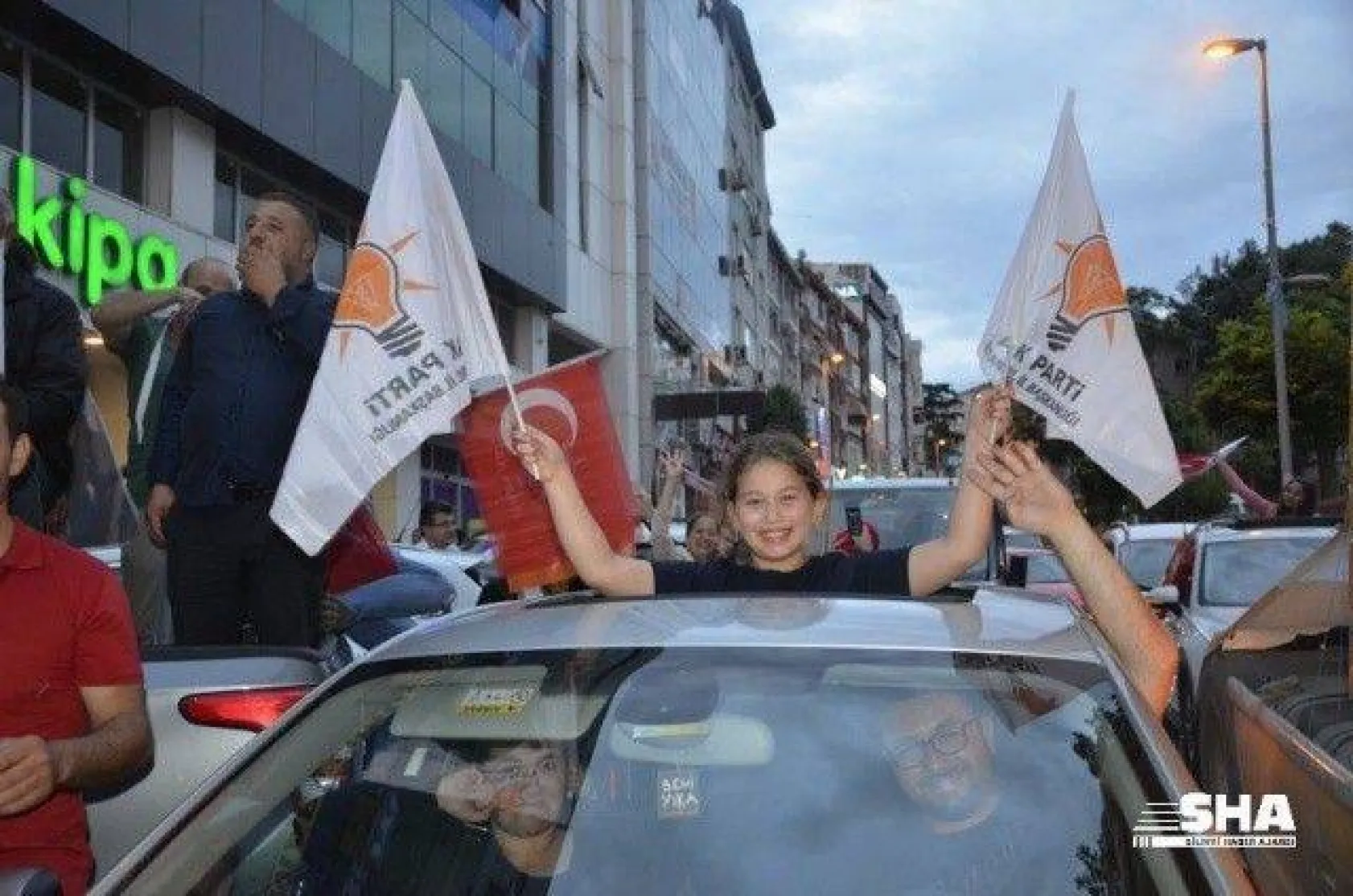 Seçimlerde objektifimize takılanlar