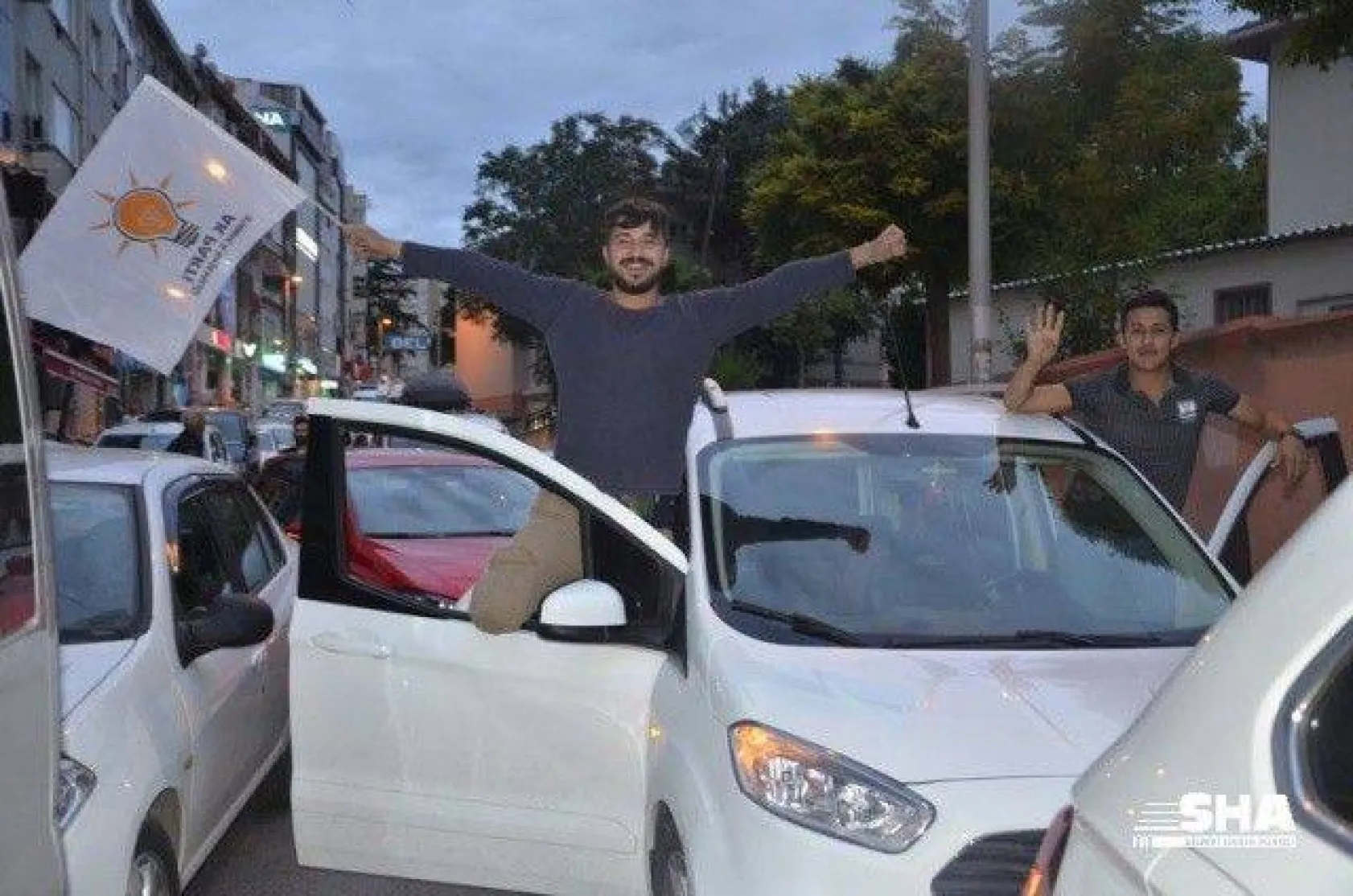 Seçimlerde objektifimize takılanlar