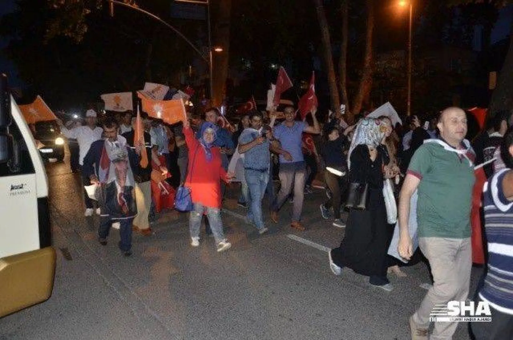 Seçimlerde objektifimize takılanlar