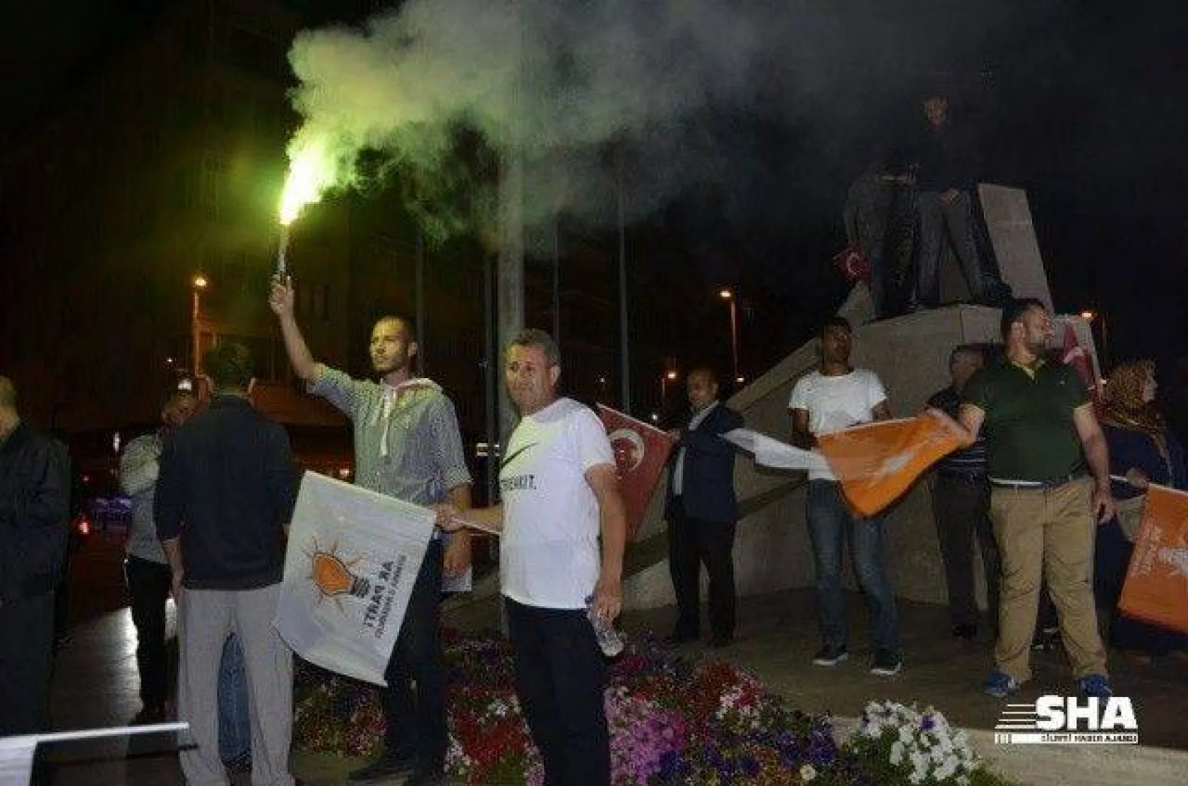 Seçimlerde objektifimize takılanlar