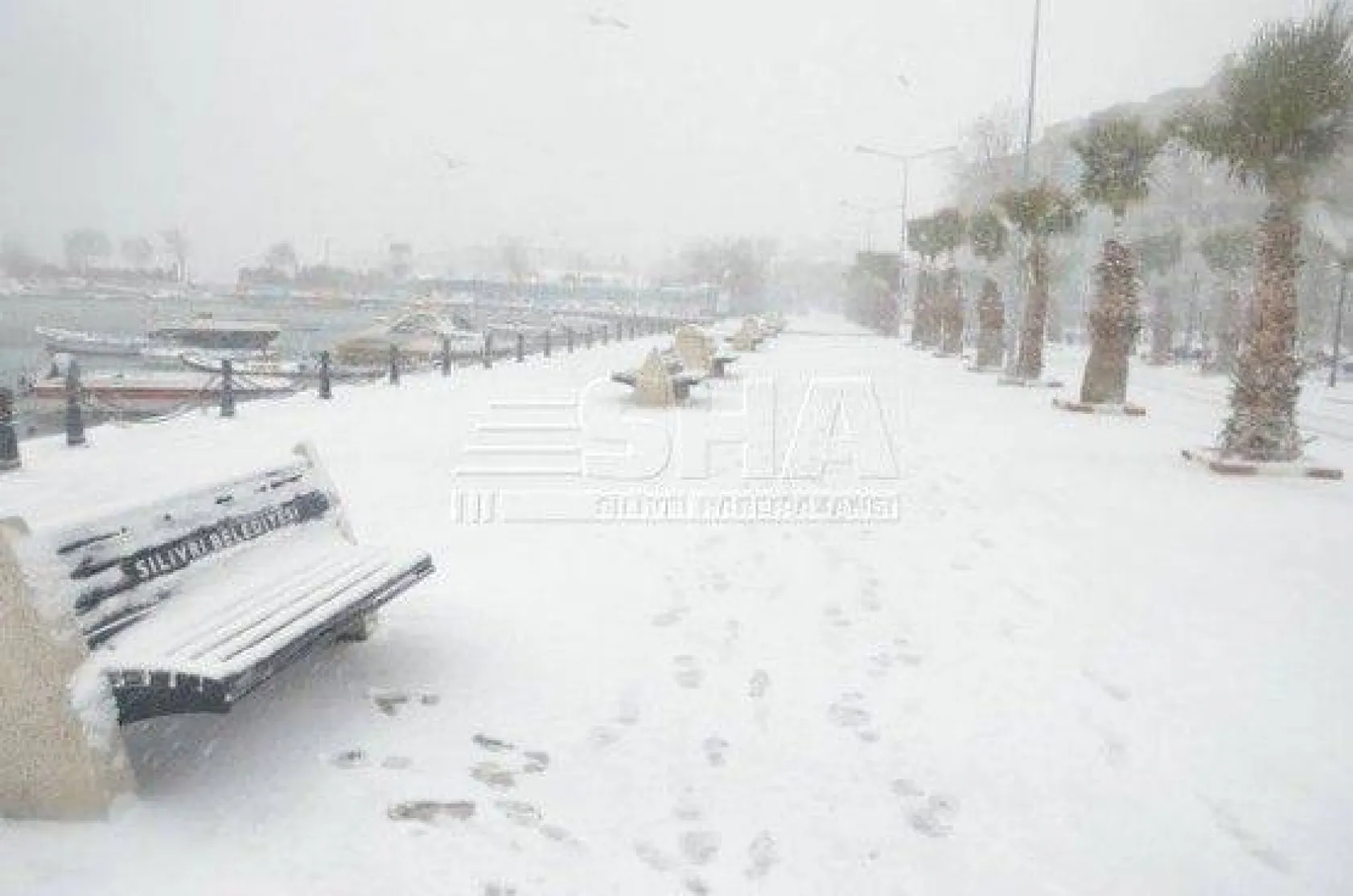 Silivri Beyaza Büründü