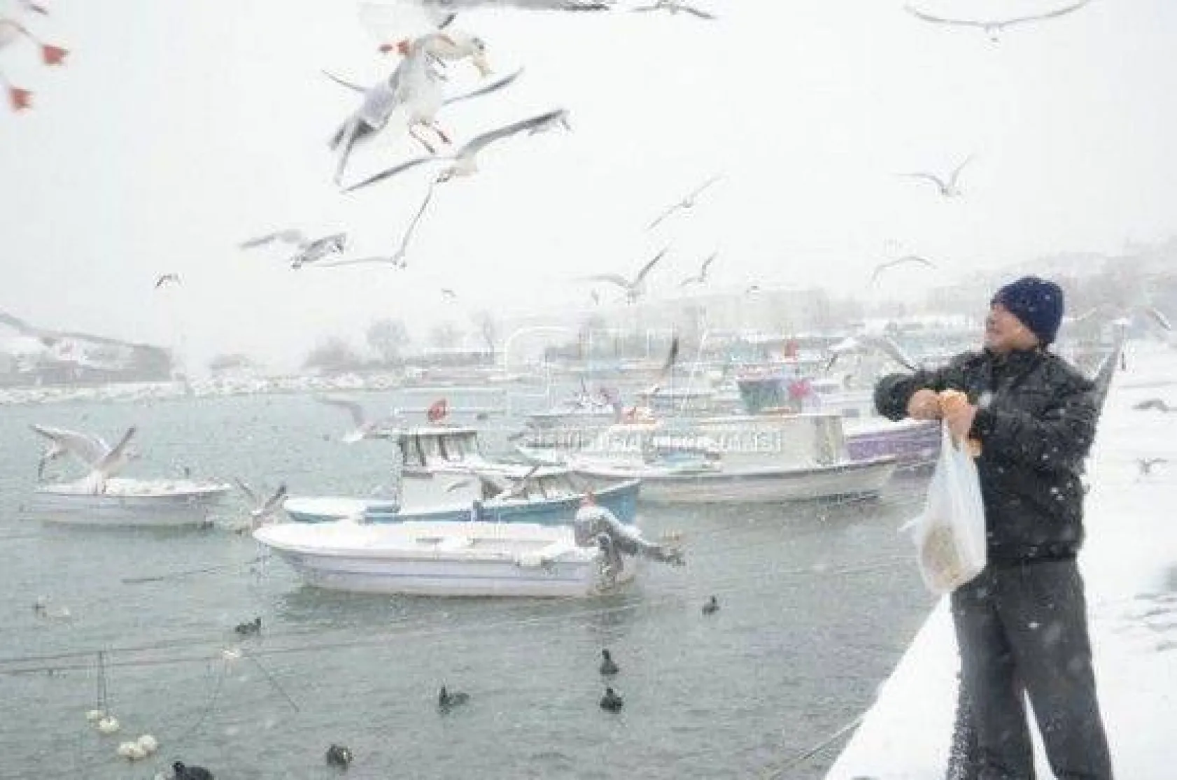 Silivri Beyaza Büründü