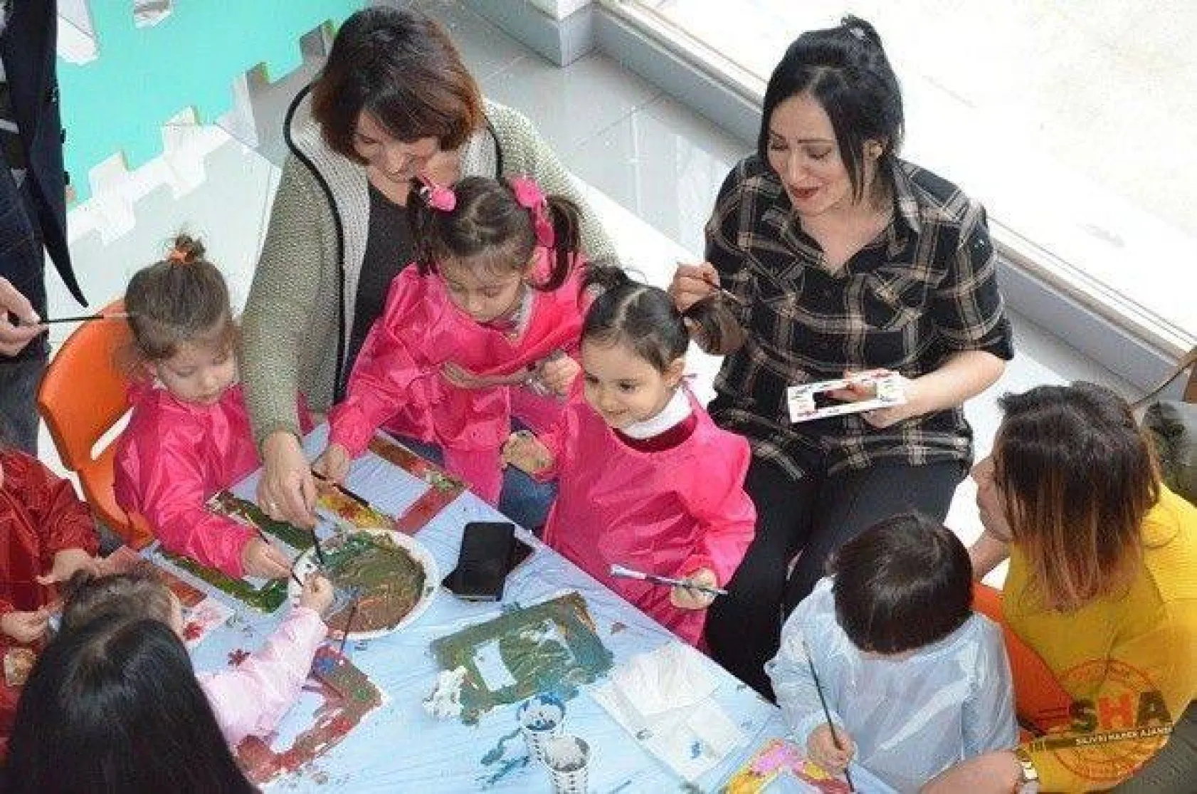 Çizgi Koleji öğrenci ve velileri, renklerin büyüsüne kapıldı