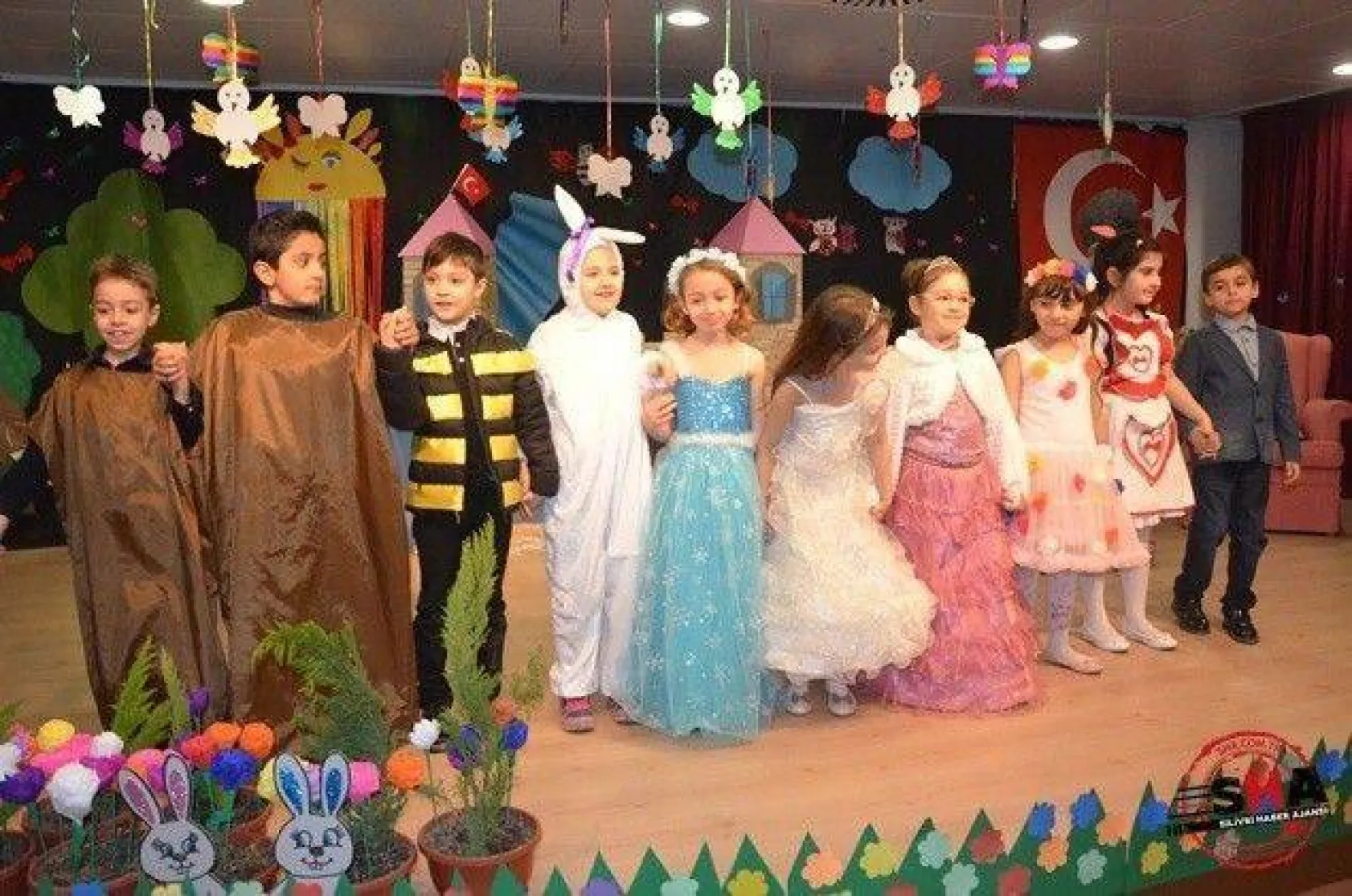 Kendileri yazdılar, kendileri oynadılar