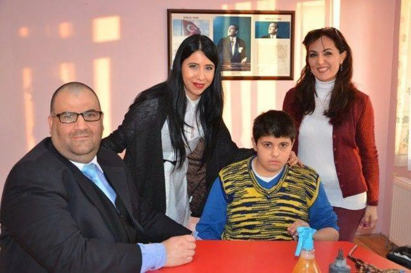 Özel çocuklara 'Sevgi İzi' yapıldı