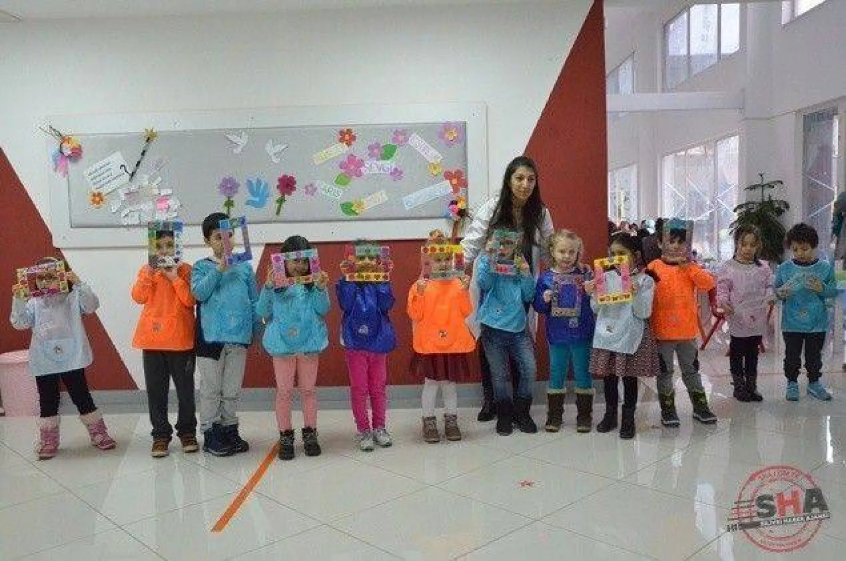 Çizgi Koleji öğrenci ve velileri, renklerin büyüsüne kapıldı