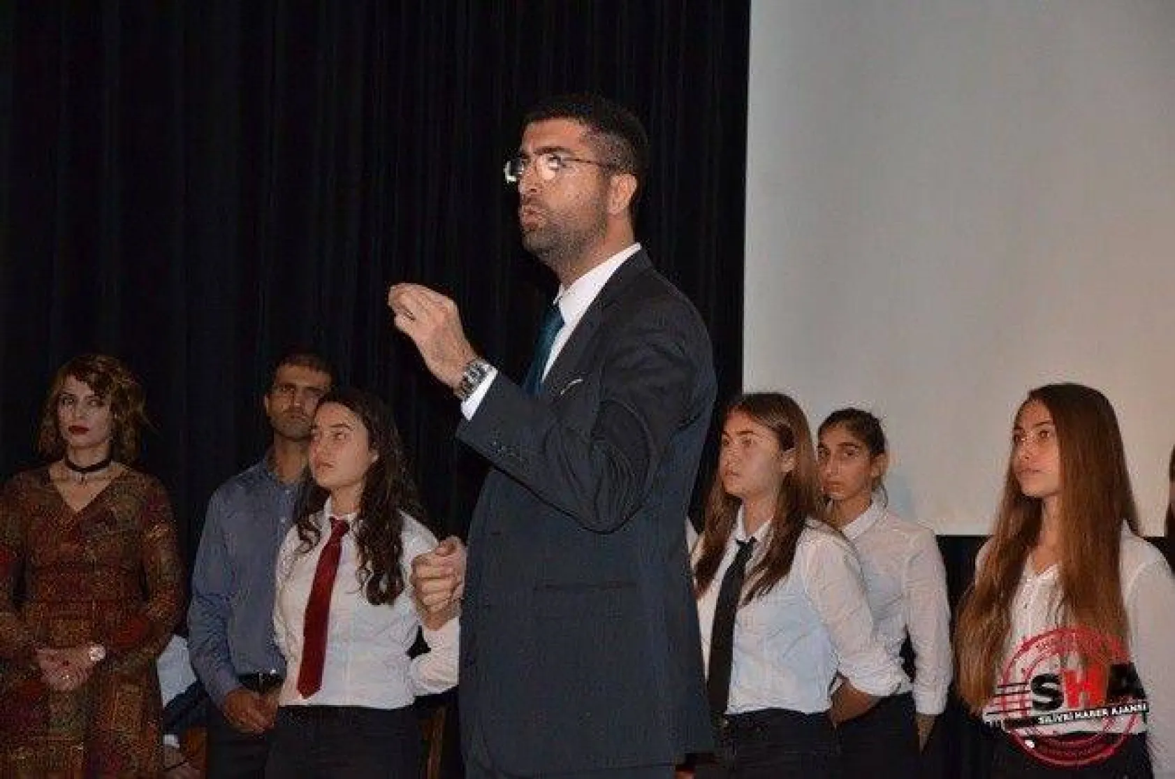 Öğretmenler Günü Kutlaması salon programıyla devam etti