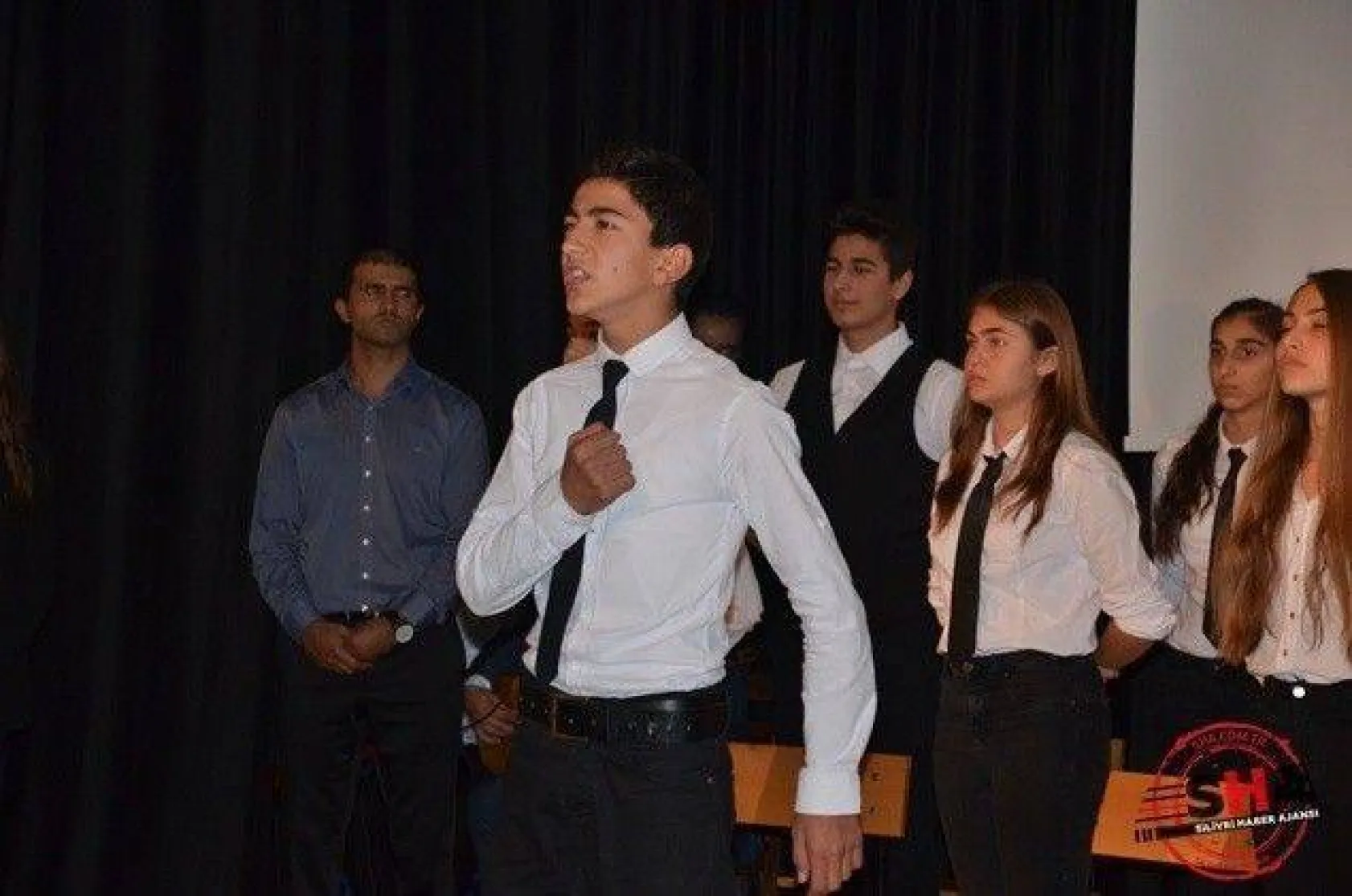 Öğretmenler Günü Kutlaması salon programıyla devam etti