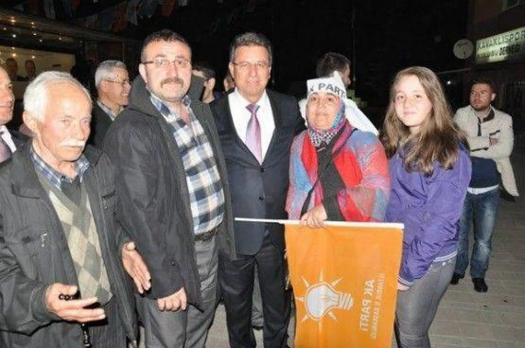 Sert 'Ak Parti Proje ve Hizmet Partisidir '