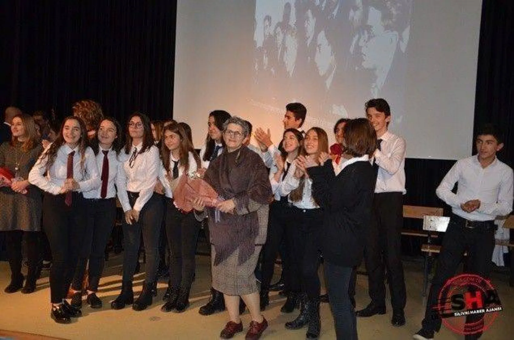 Öğretmenler Günü Kutlaması salon programıyla devam etti