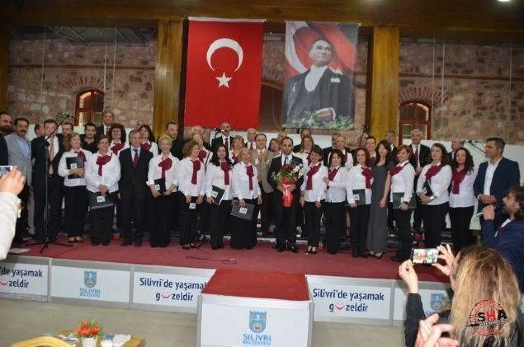 Neşat Ertaş Türkülerle Anıldı