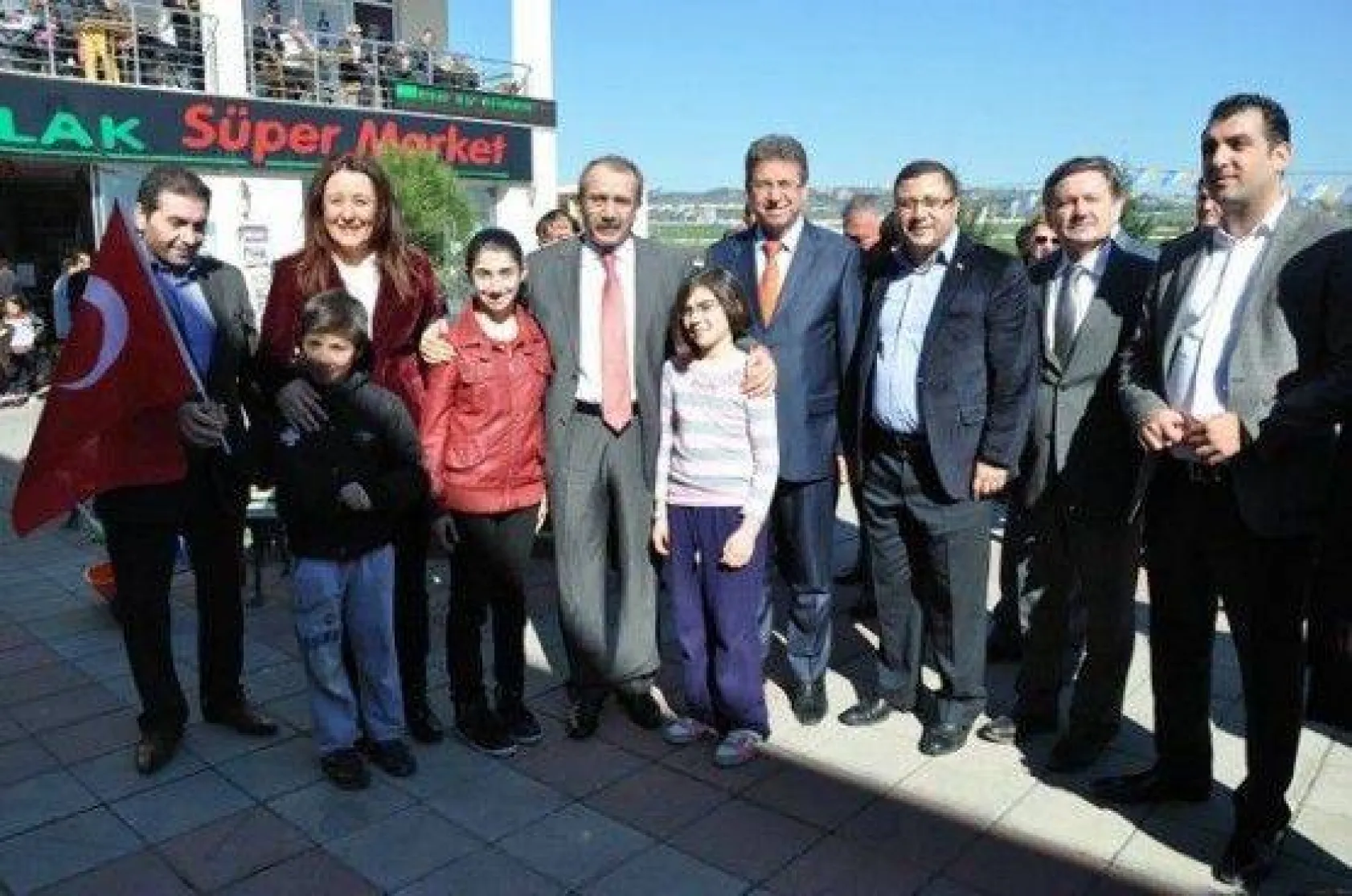 'Sizlerde Hizmetkâr Olmaya Geldim'