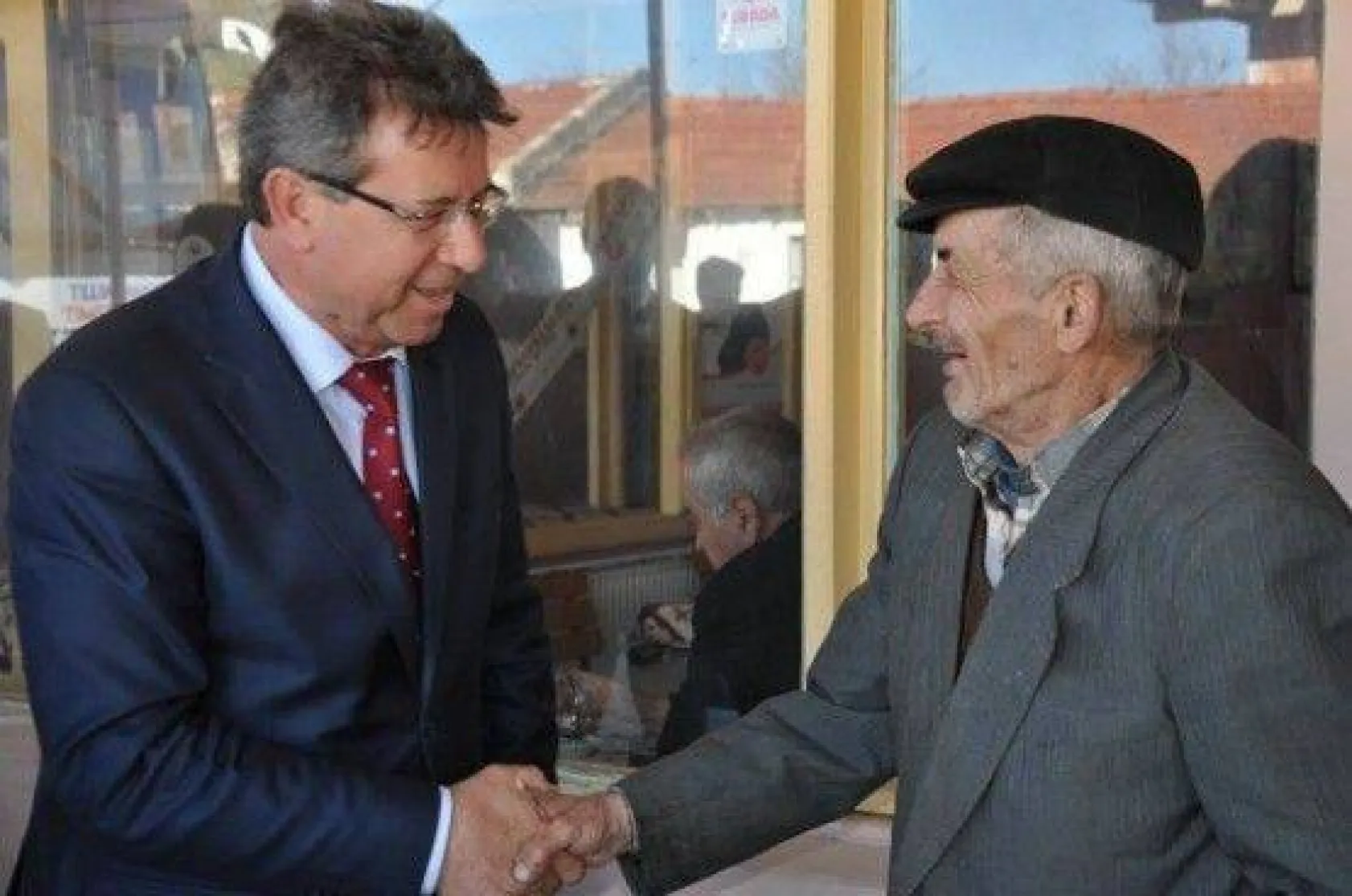 Sert 'Ellerimdeki orak izlerini gururla taşıyorum'