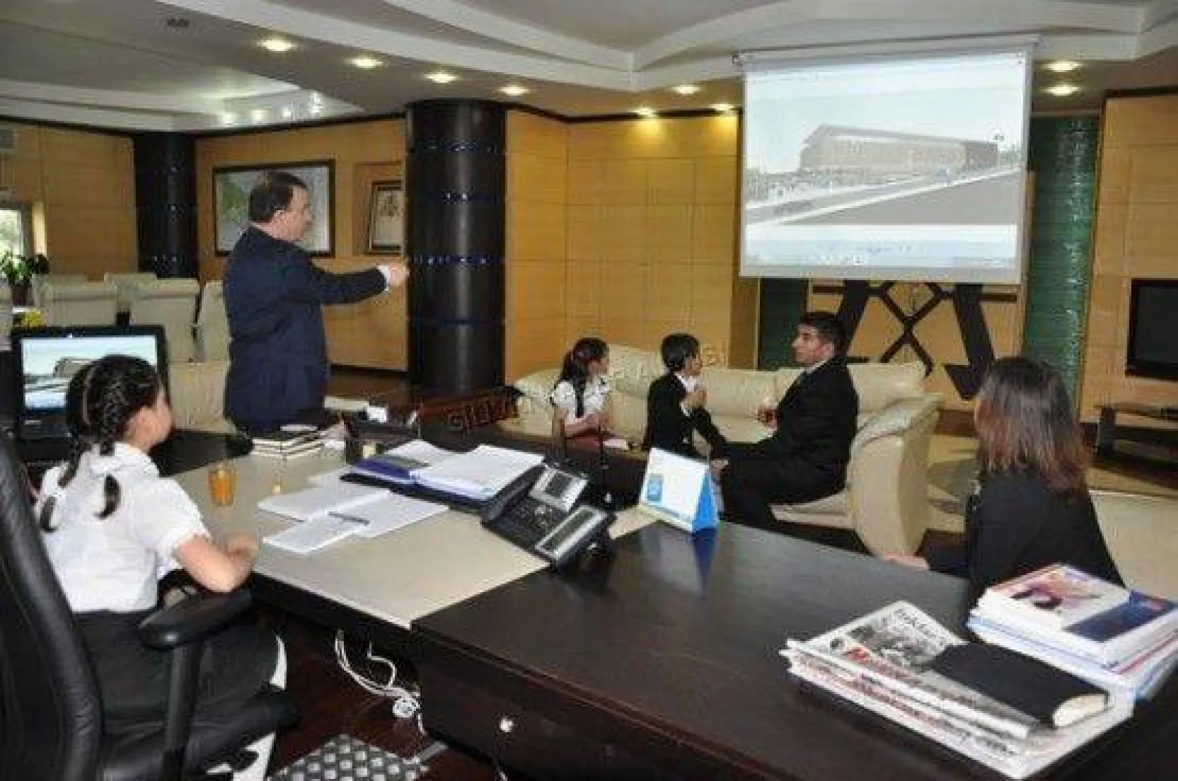 Bu çocuklar büyümüşte küçülmüşler