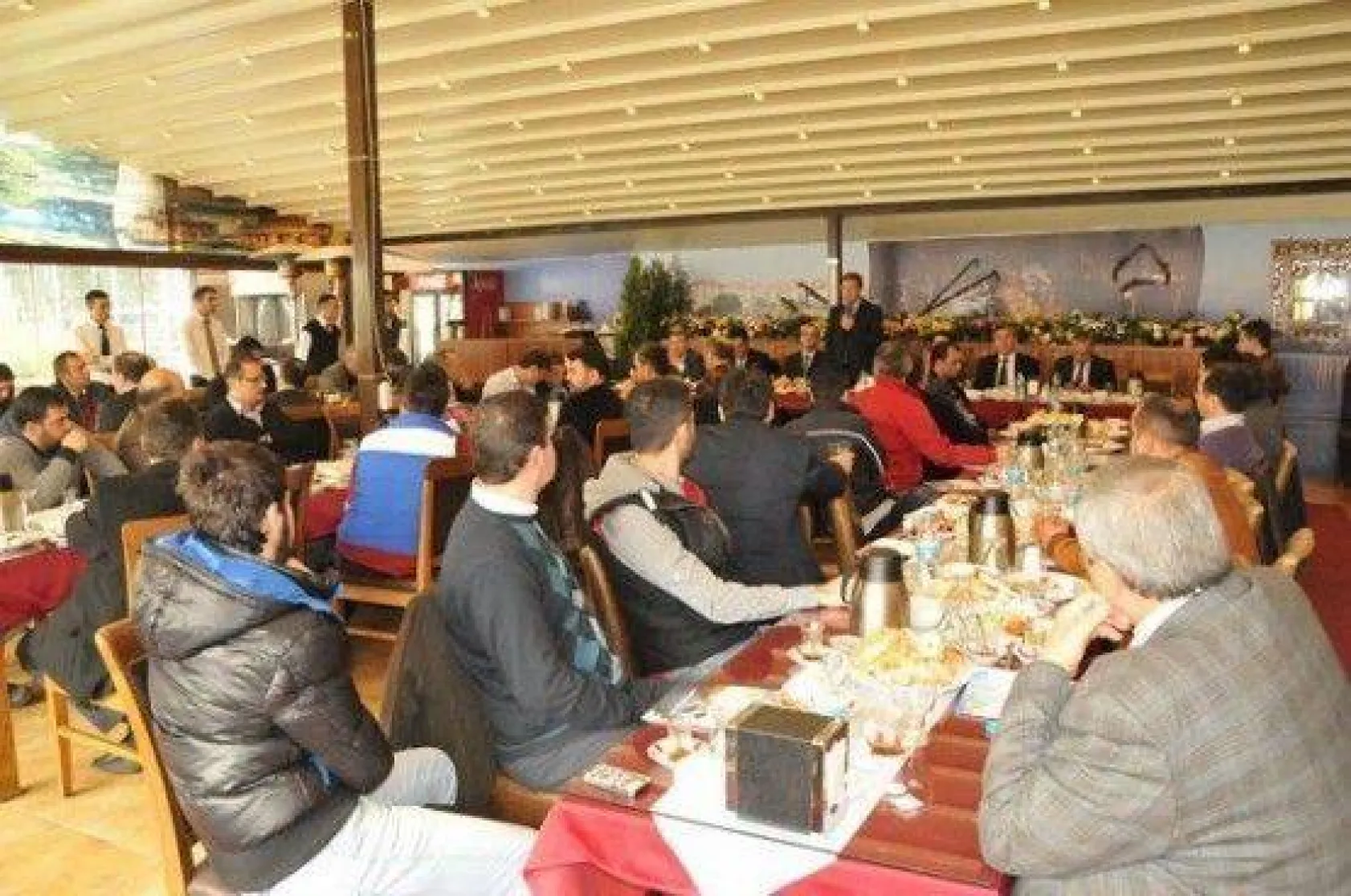 'Siyasetin Kalbi kuaförlerde atar '