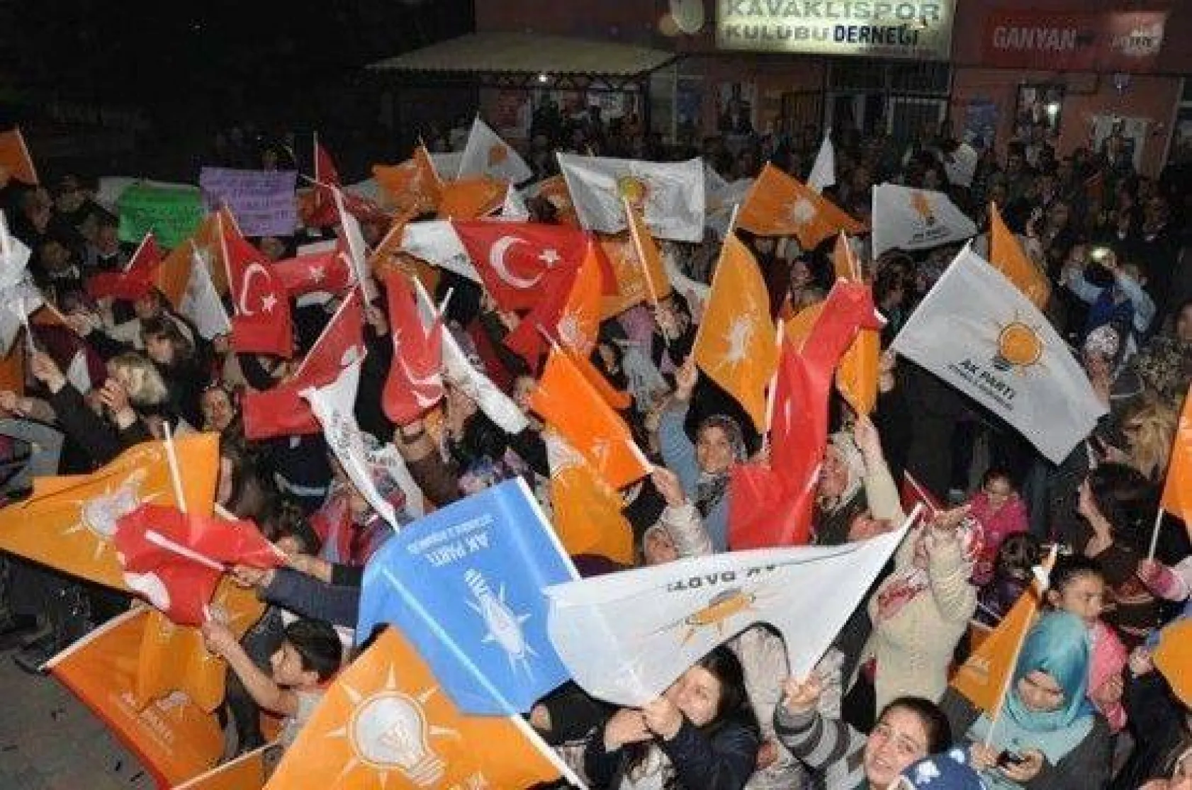 Sert 'Ak Parti Proje ve Hizmet Partisidir '