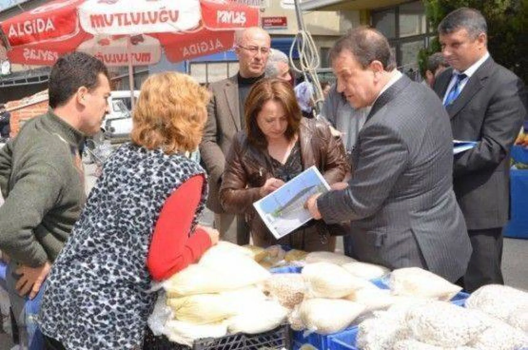 Işıklar Ortaköy Pazarını Ziyaret Etti