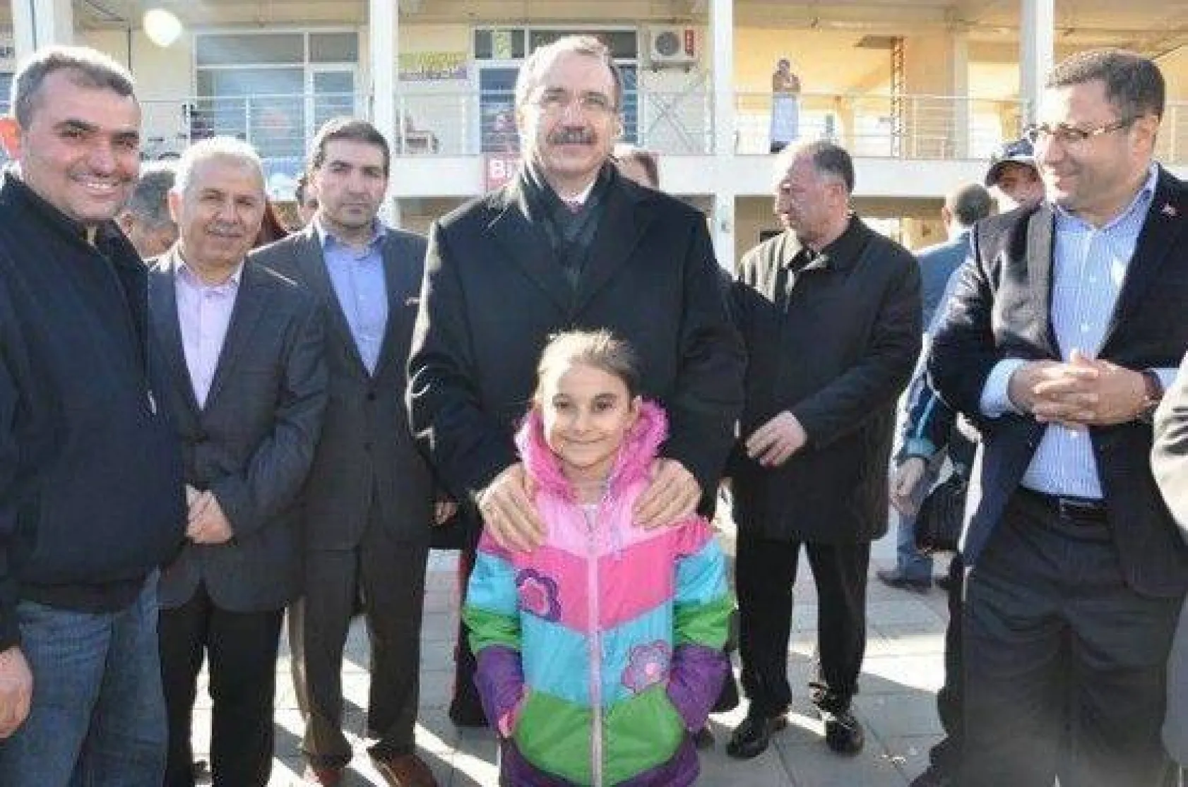 'Sizlerde Hizmetkâr Olmaya Geldim'