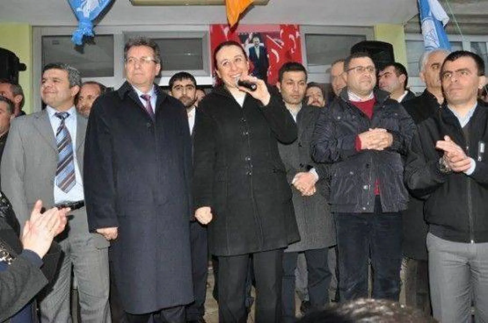 Mimarsinan Mahallesi'nde Halaylı Açılış