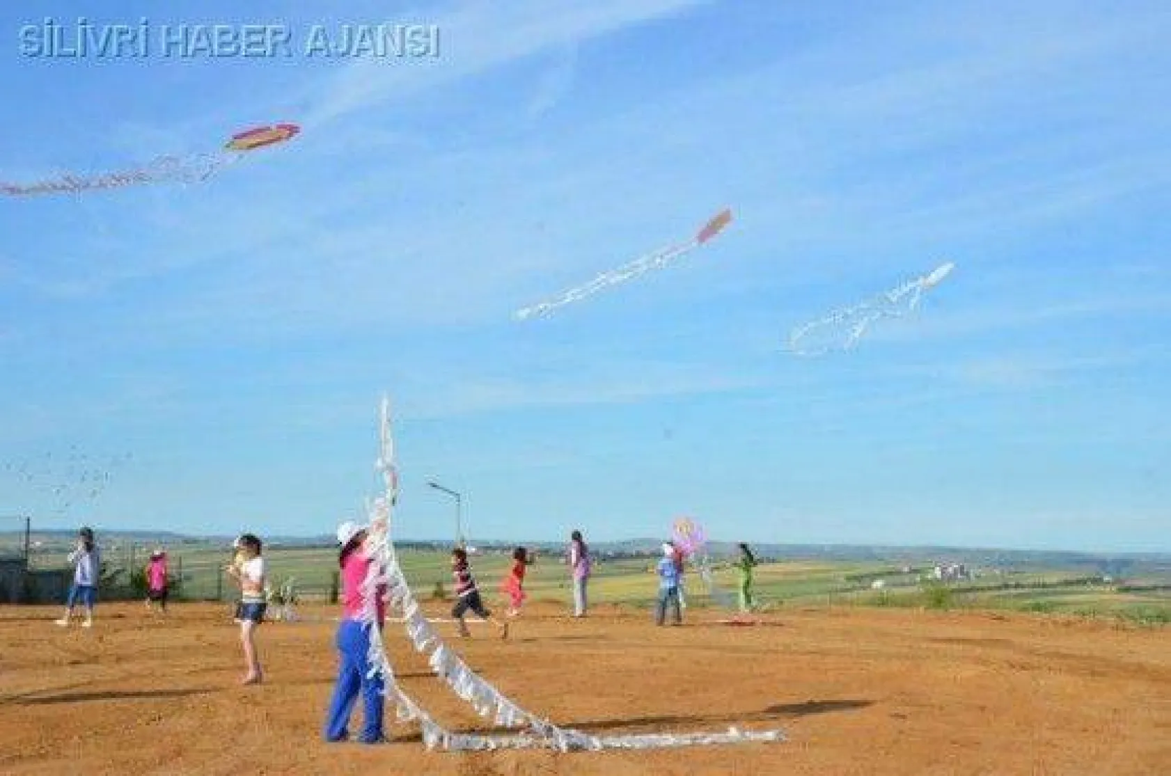 Uçurtmalar gökyüzüyle buluştu
