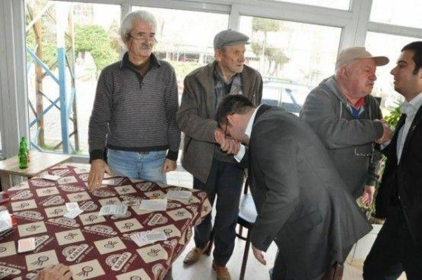 CHP Silivri Gençlik Kolları sıkılmadık el bırakmadı