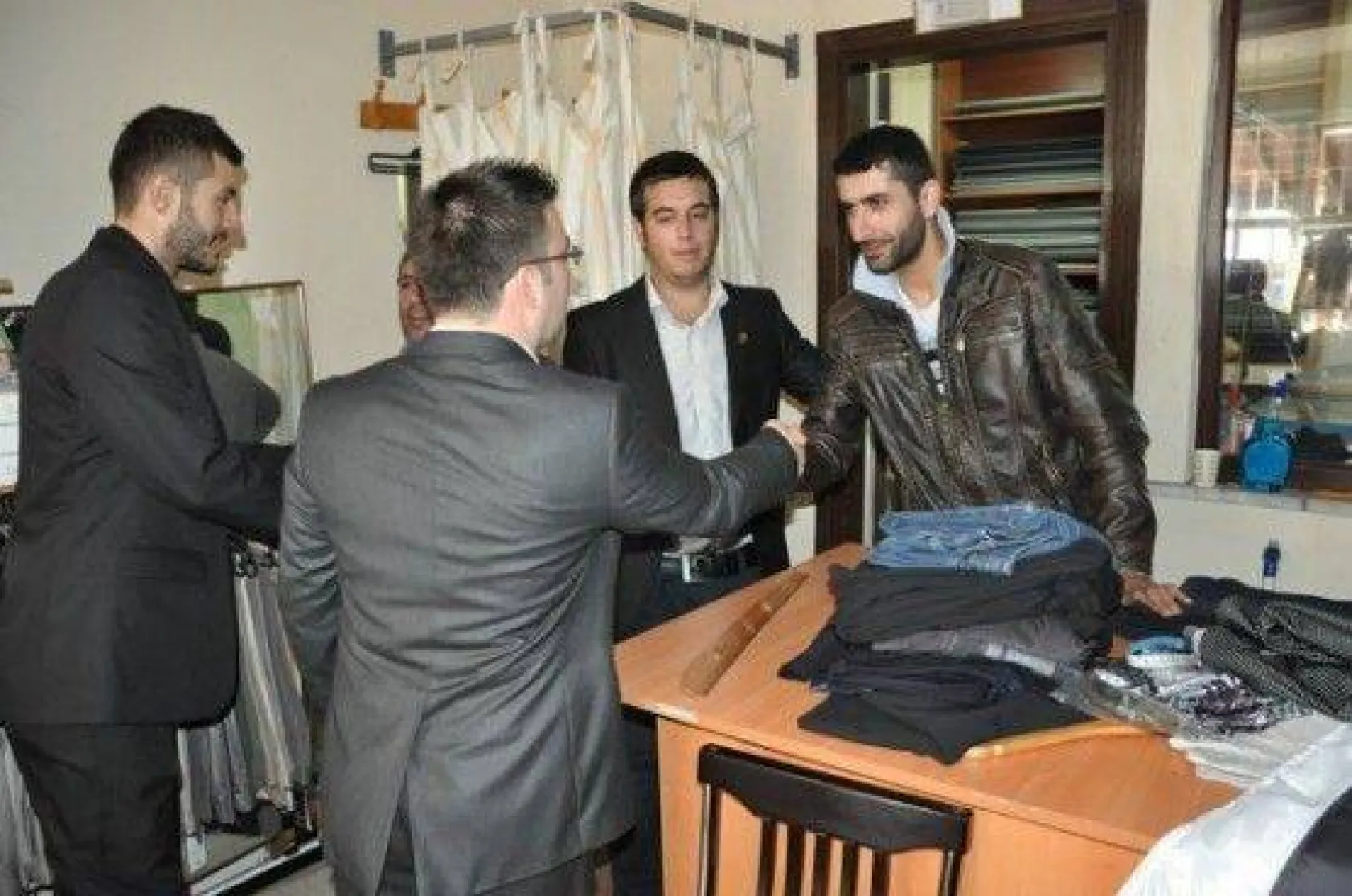 CHP Silivri Gençlik Kolları sıkılmadık el bırakmadı