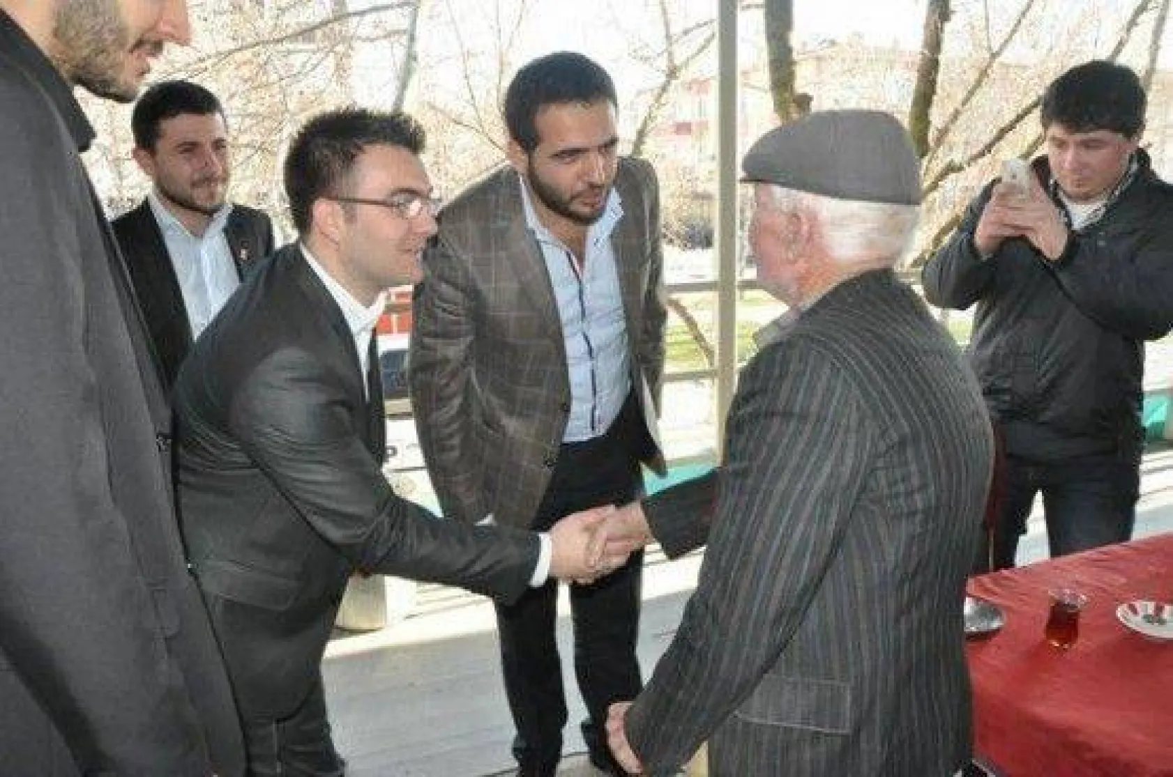 CHP Silivri Gençlik Kolları sıkılmadık el bırakmadı