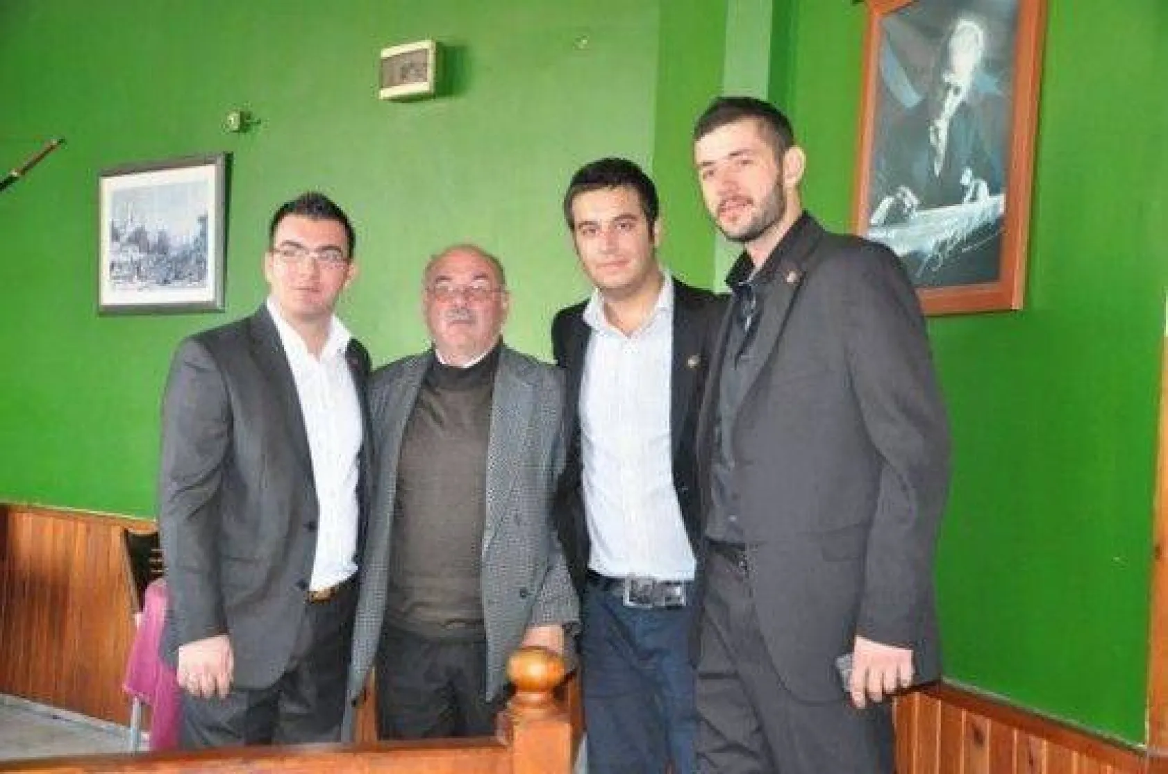 CHP Silivri Gençlik Kolları sıkılmadık el bırakmadı