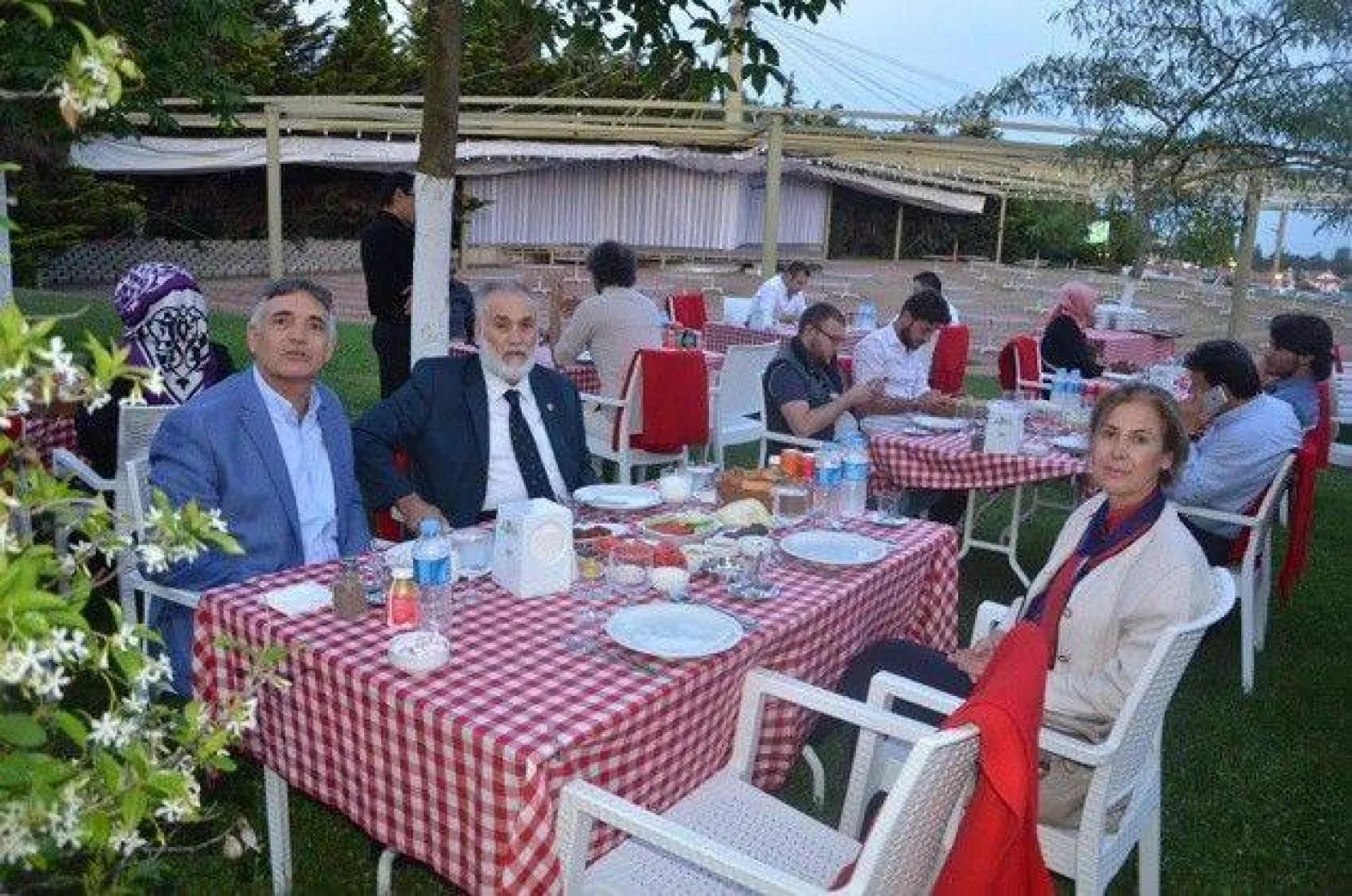 Doğrular'dan iftar programı