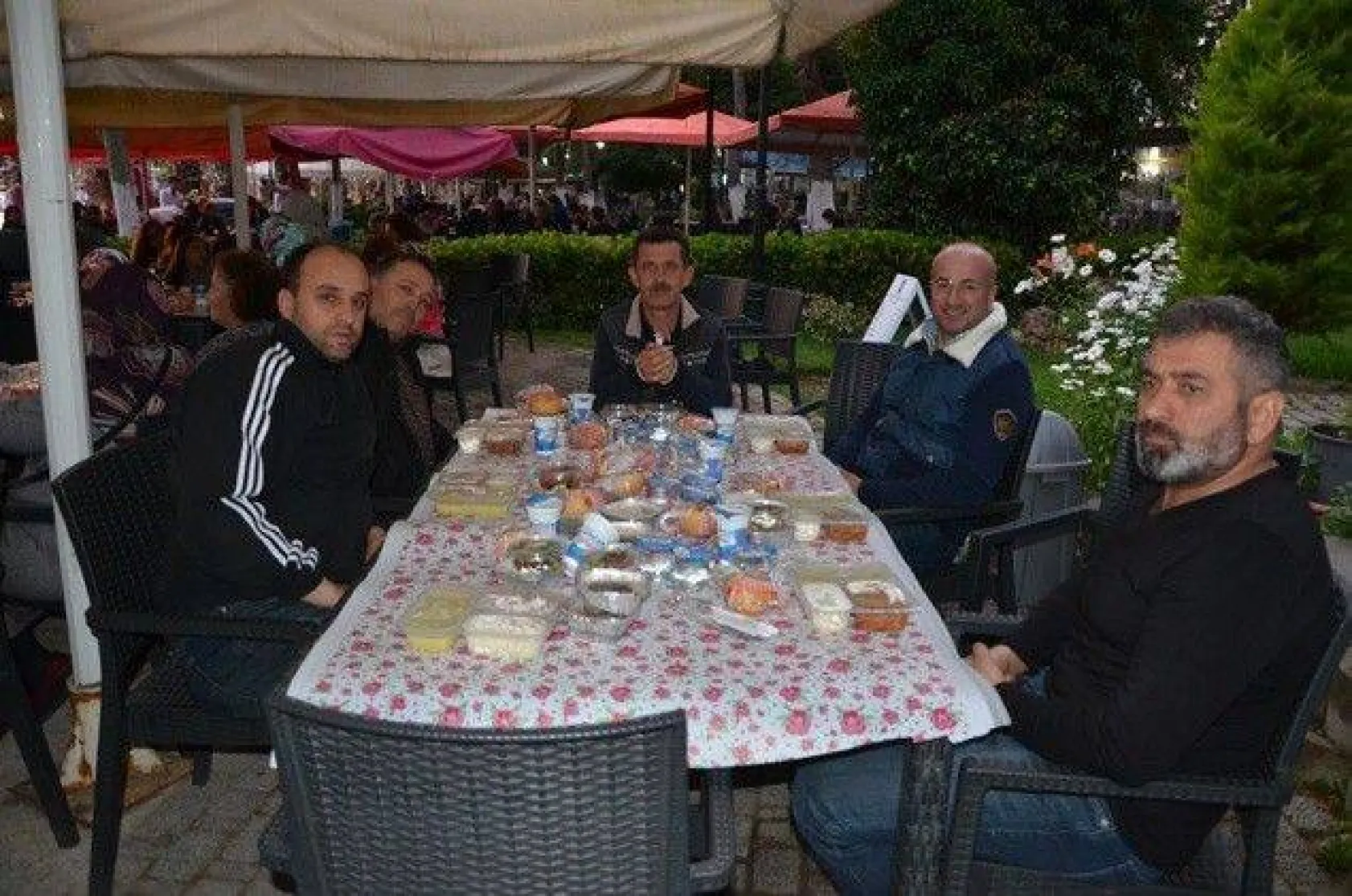 Rizeliler iftar sofrasında bir araya geldi
