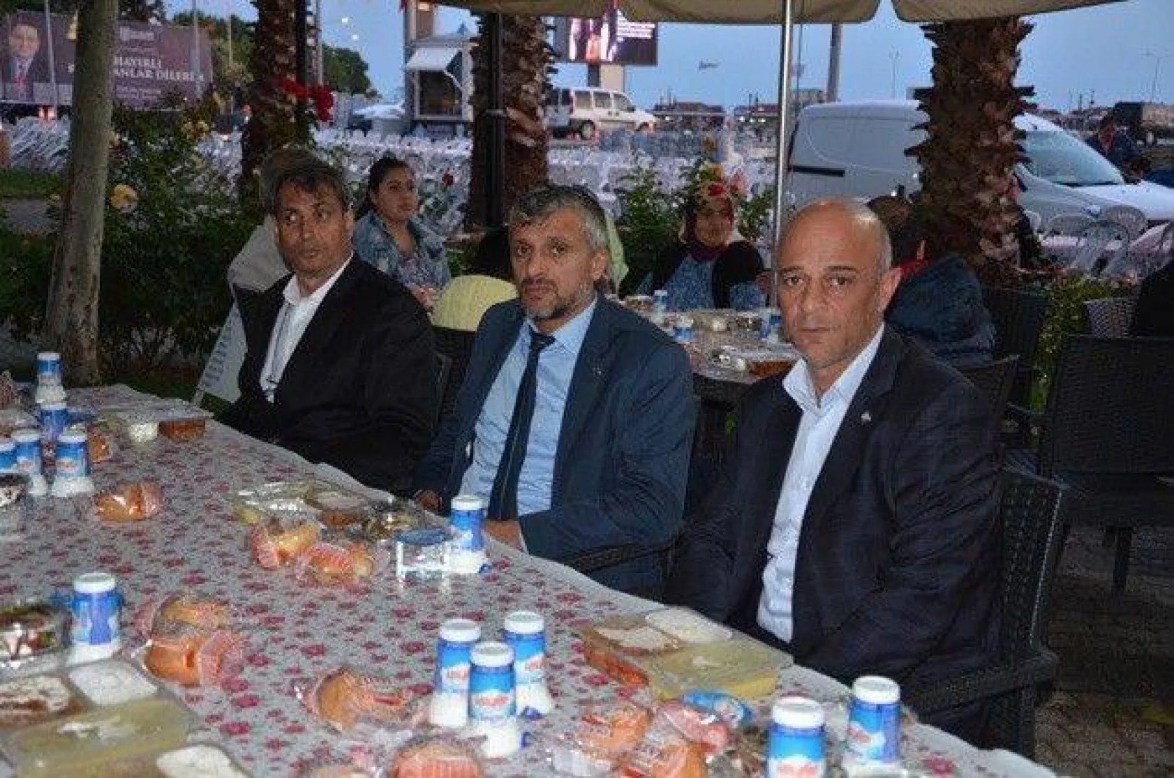 Rizeliler iftar sofrasında bir araya geldi