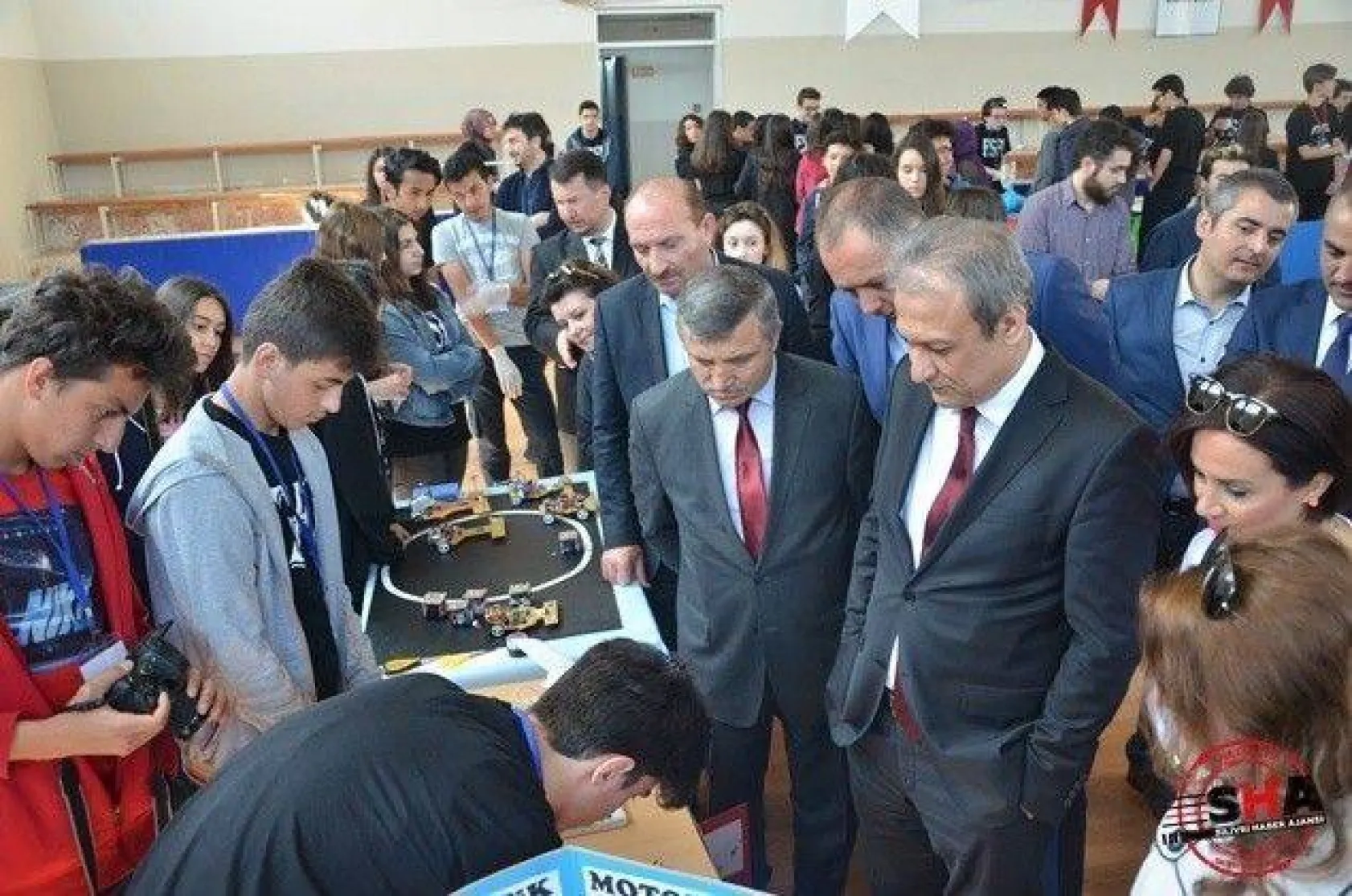 Fen Lisesi öğrencilerinden TÜBİTAK 4006 Fuarı