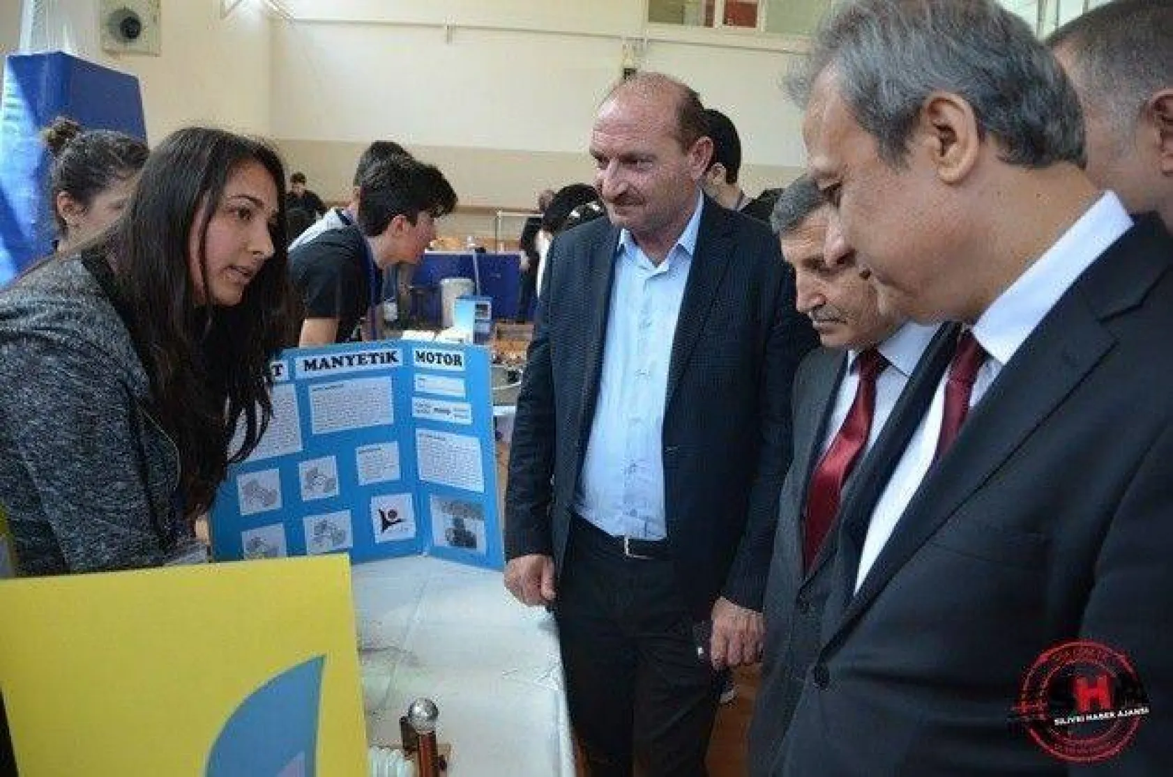 Fen Lisesi öğrencilerinden TÜBİTAK 4006 Fuarı