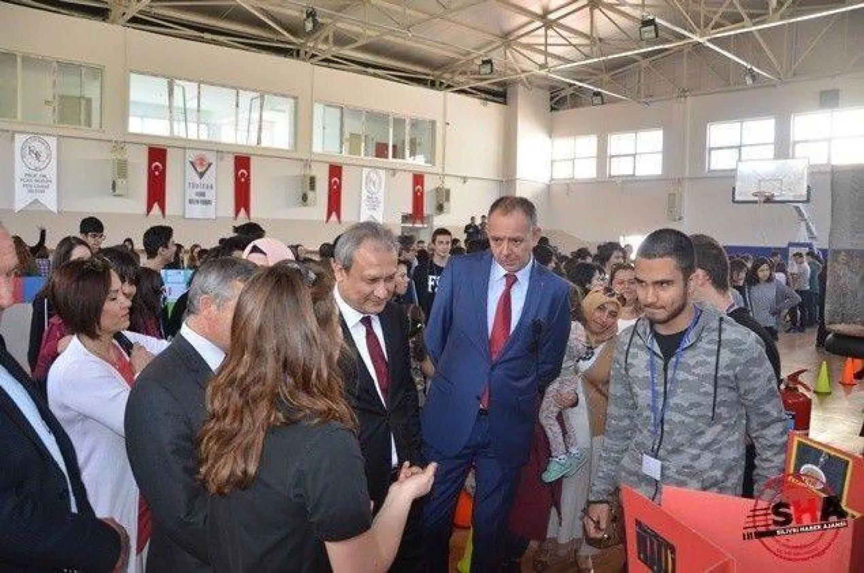 Fen Lisesi öğrencilerinden TÜBİTAK 4006 Fuarı