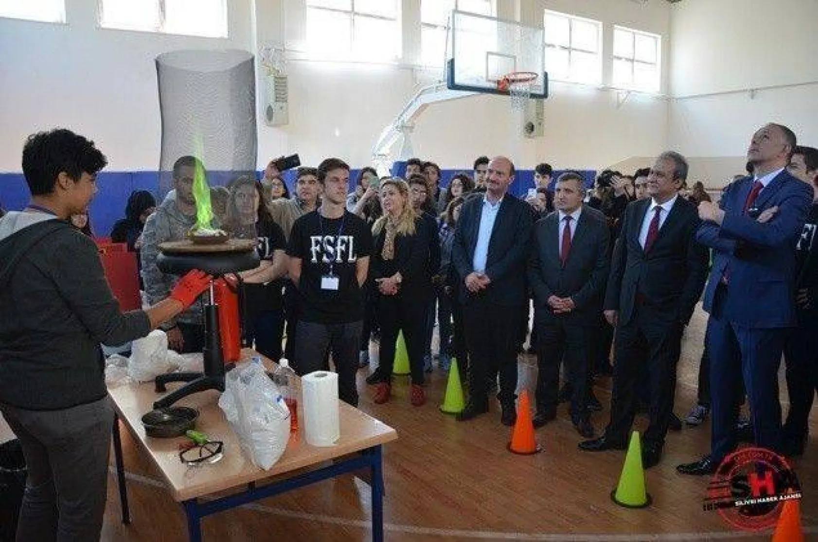 Fen Lisesi öğrencilerinden TÜBİTAK 4006 Fuarı