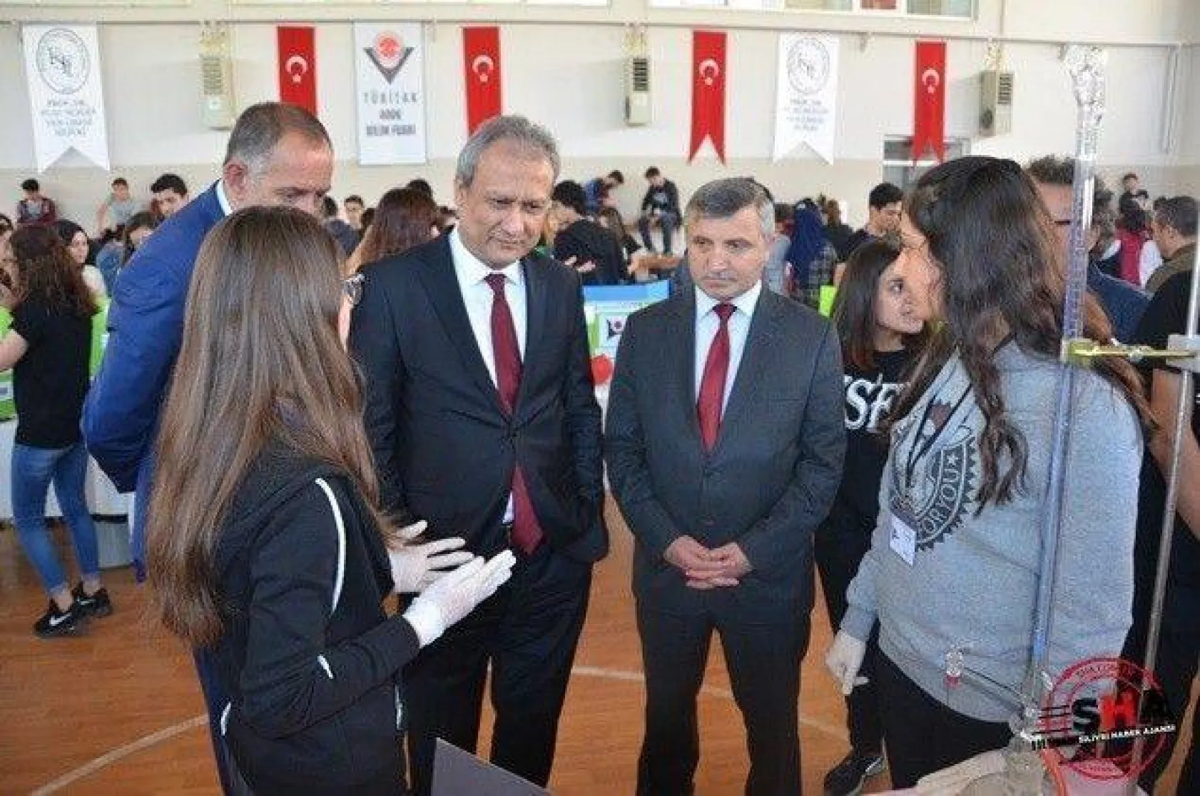 Fen Lisesi öğrencilerinden TÜBİTAK 4006 Fuarı