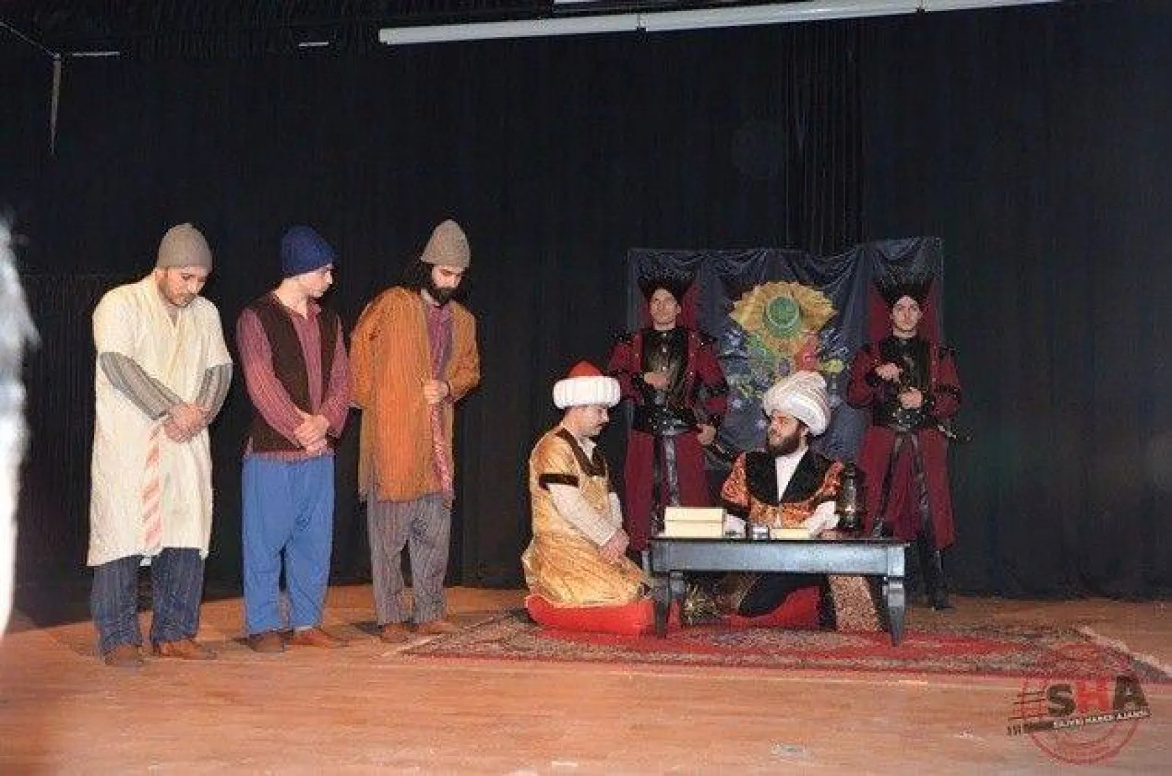 Evvel Zaman oyunu büyük beğeni topladı