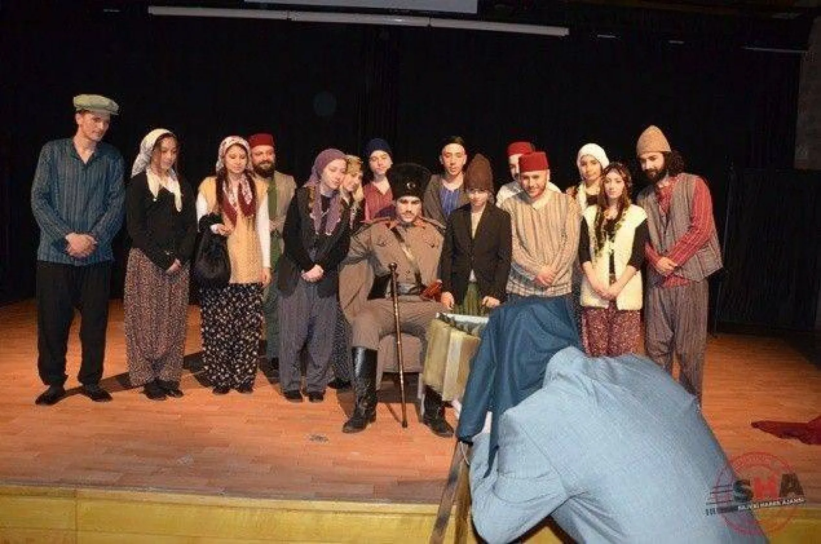 Evvel Zaman oyunu büyük beğeni topladı