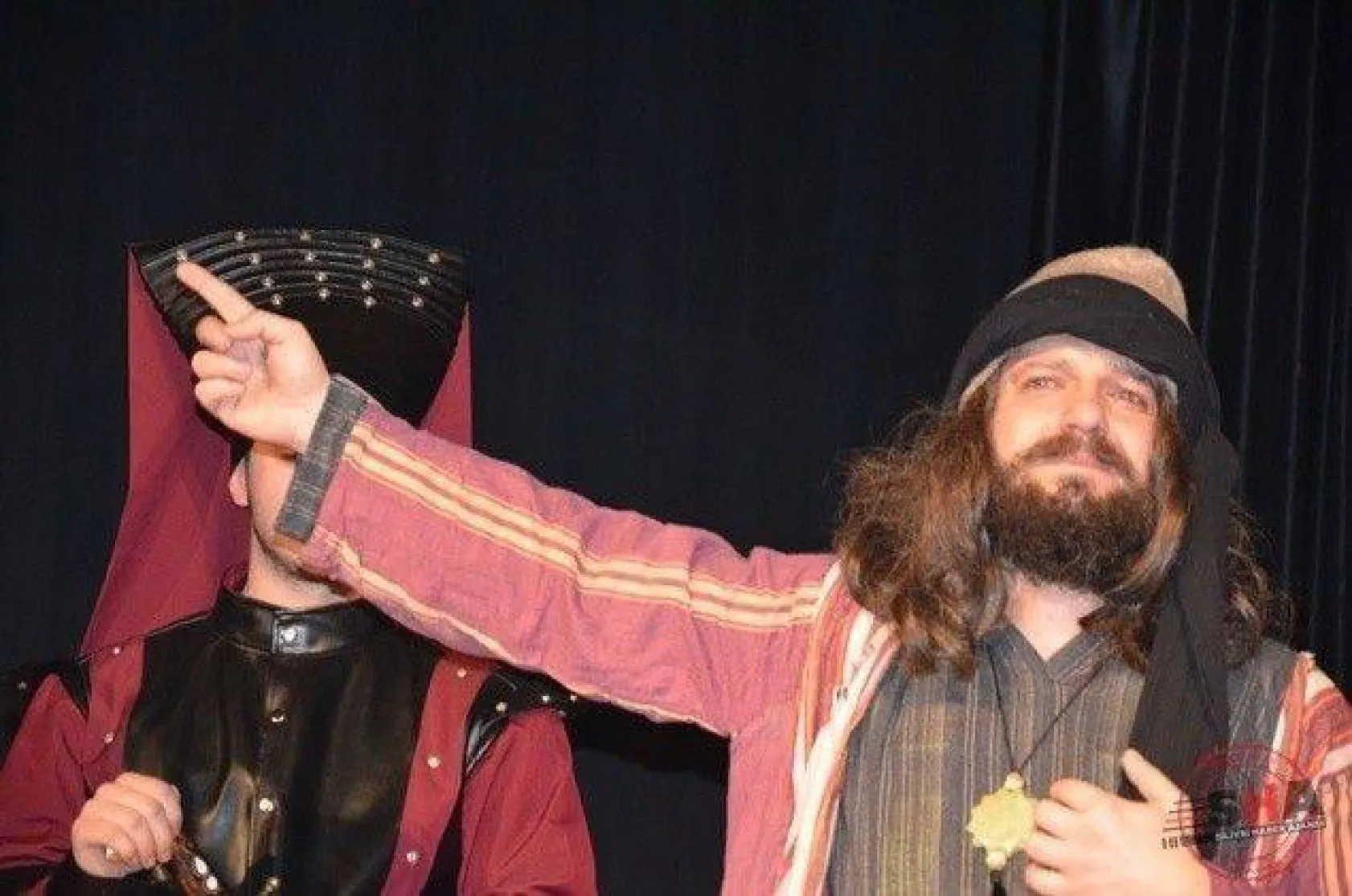 Evvel Zaman oyunu büyük beğeni topladı