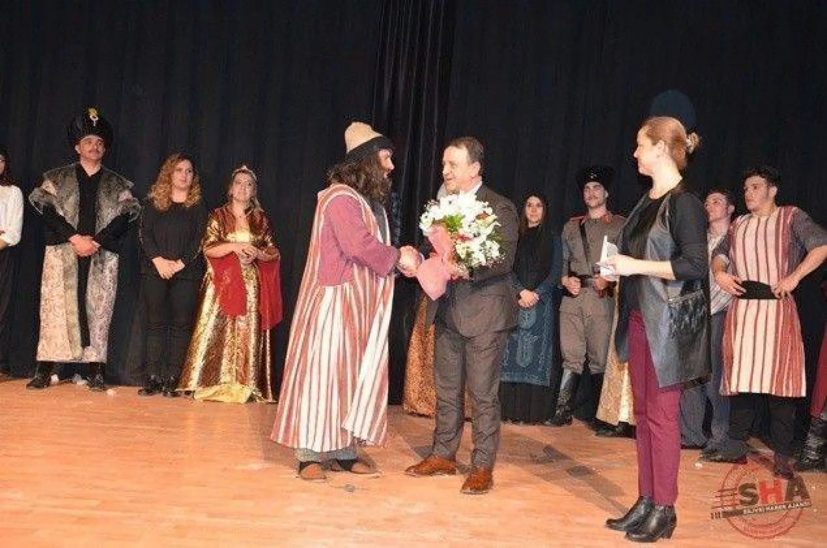 Evvel Zaman oyunu büyük beğeni topladı