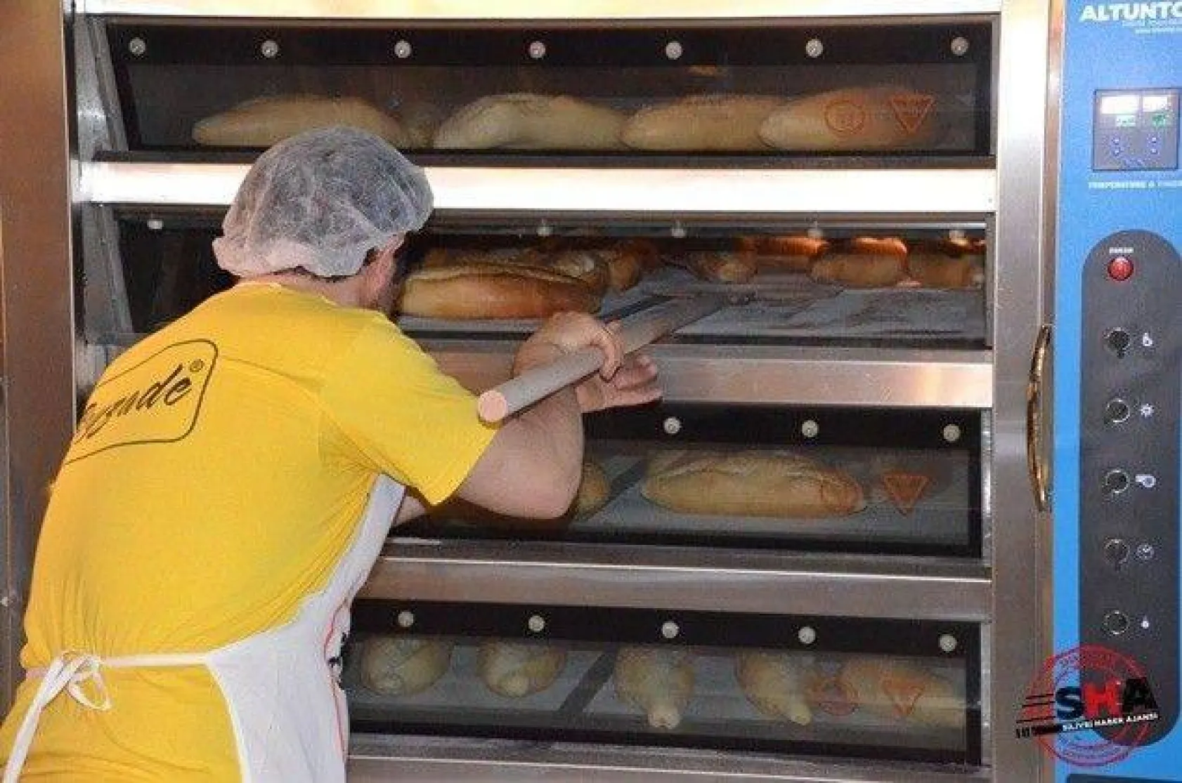 Silivri'de ilki yaptılar, una ÜN kattılar