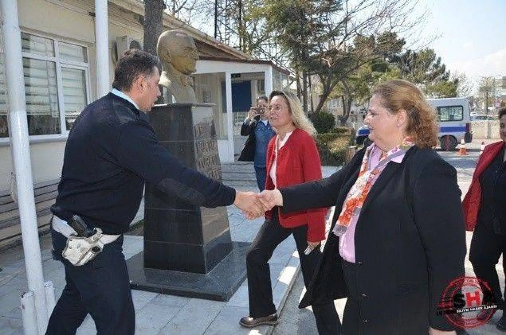 Nazım Hikmet Şiirlerle Anıldı